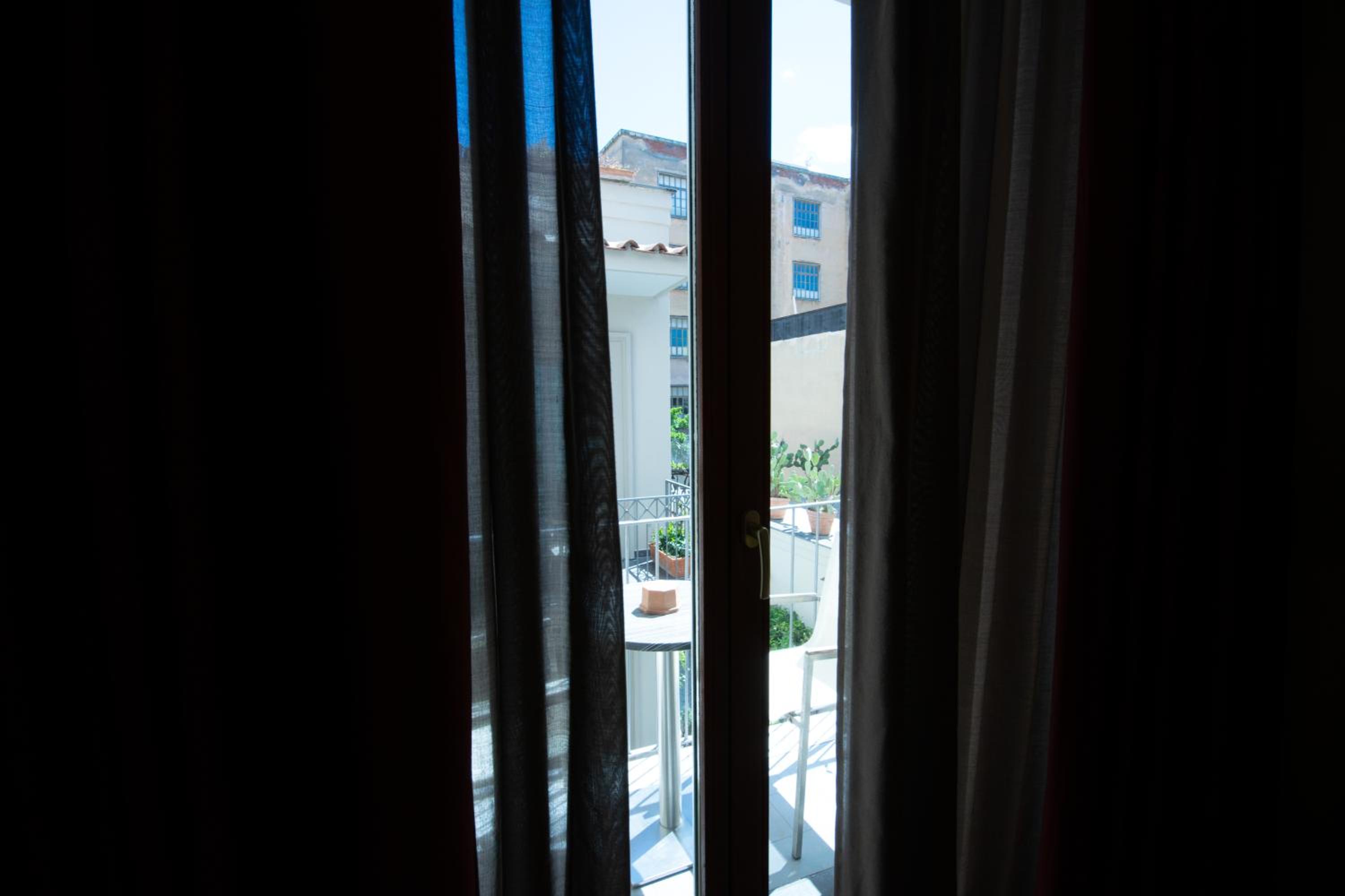 Double Room - Photo 2