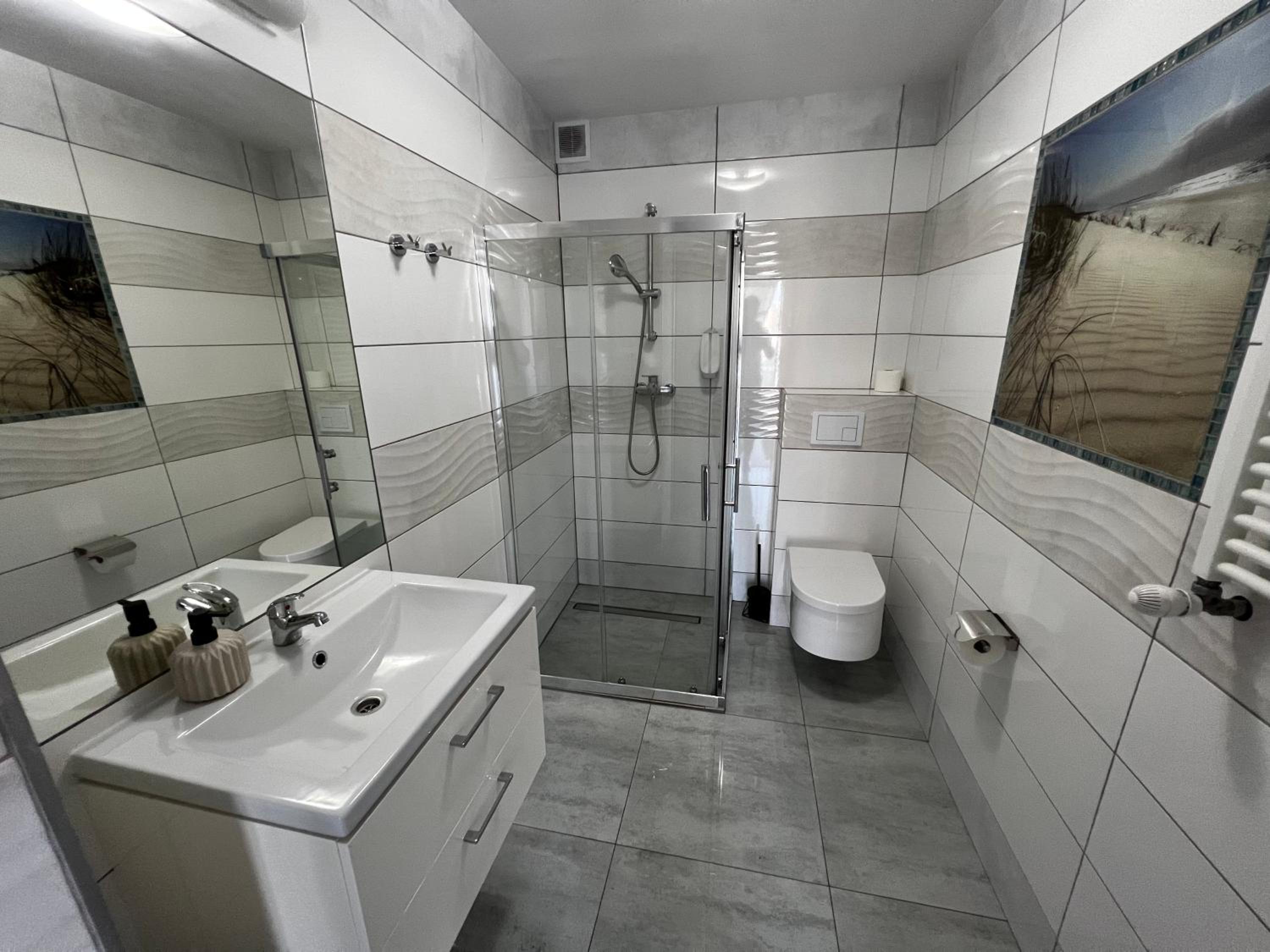 King Room with Balcony photo 2