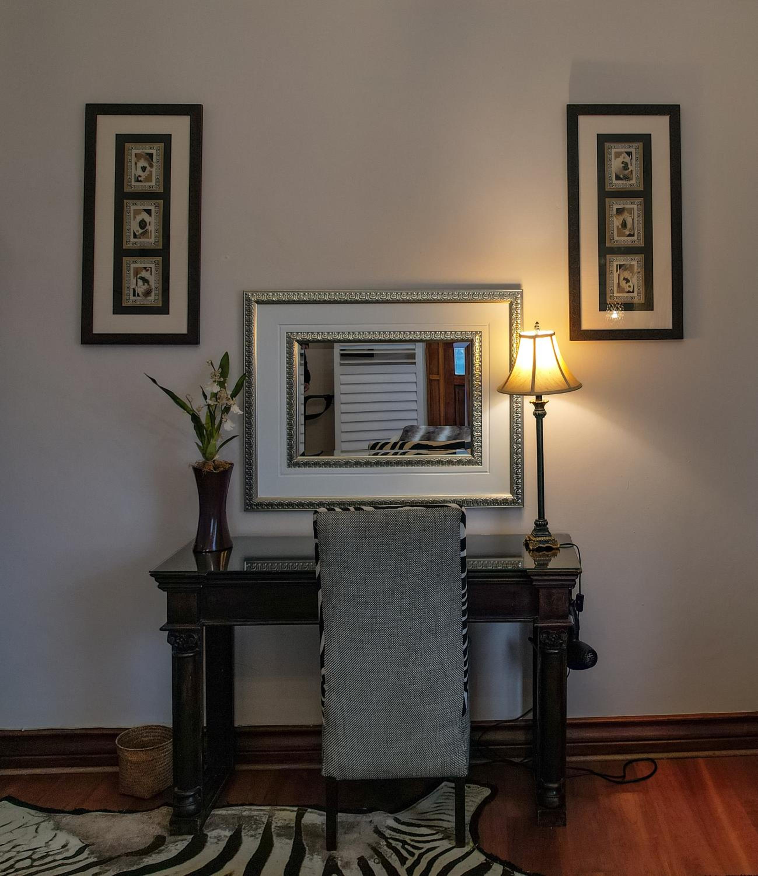 Luxury Suite photo 2
