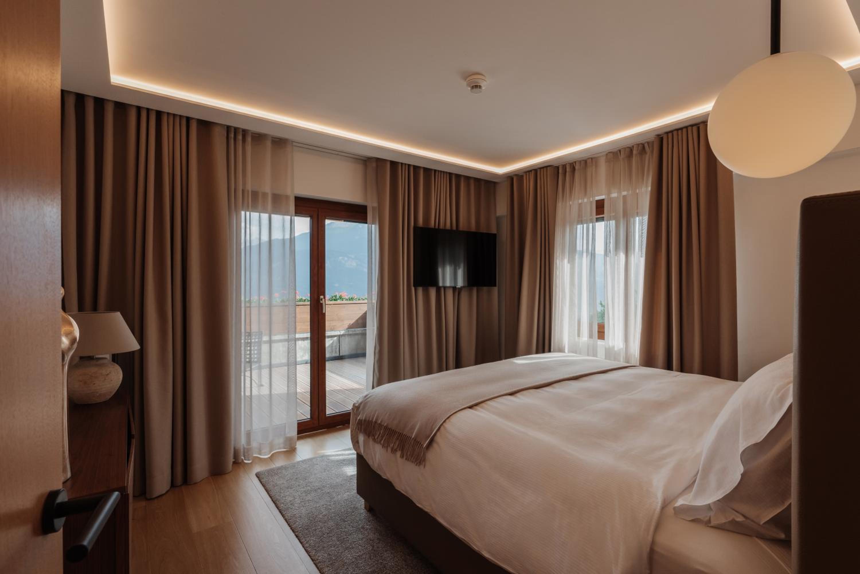 Family Junior Suite - Photo 1
