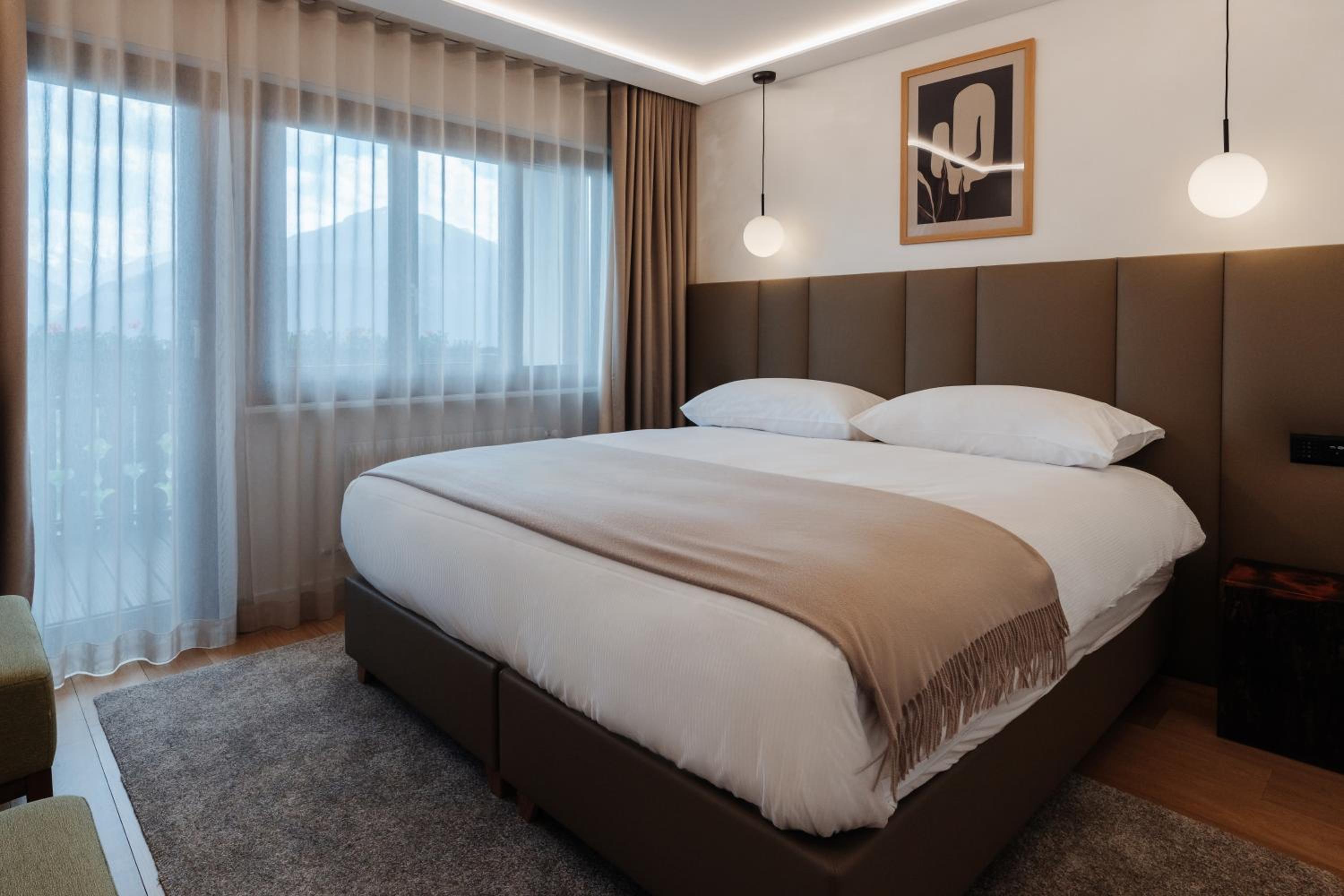 Deluxe Double Room with Balcony - Photo 1