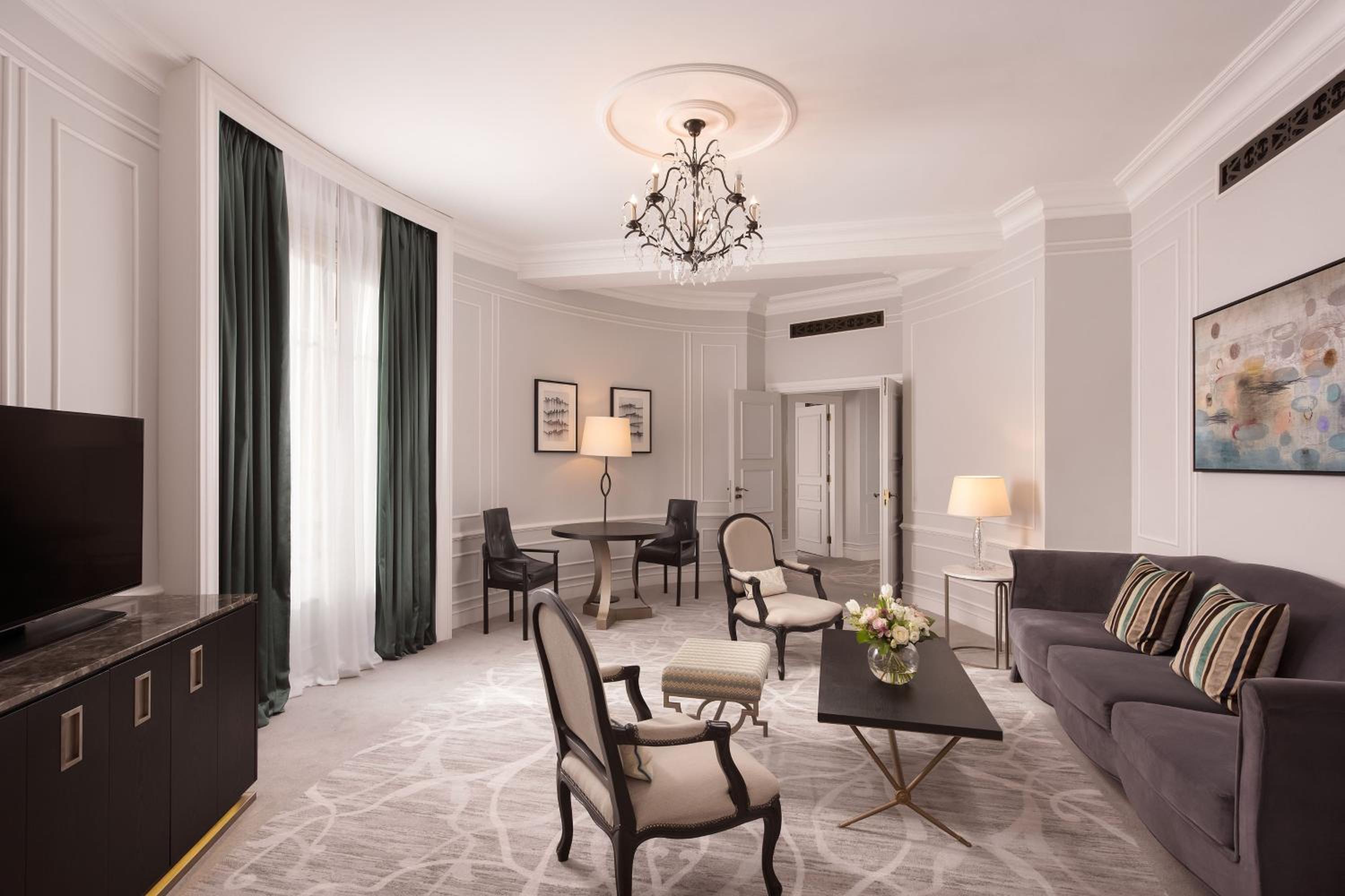 Garden Suite, 1 Bedroom Suite, 1 King, Garden view