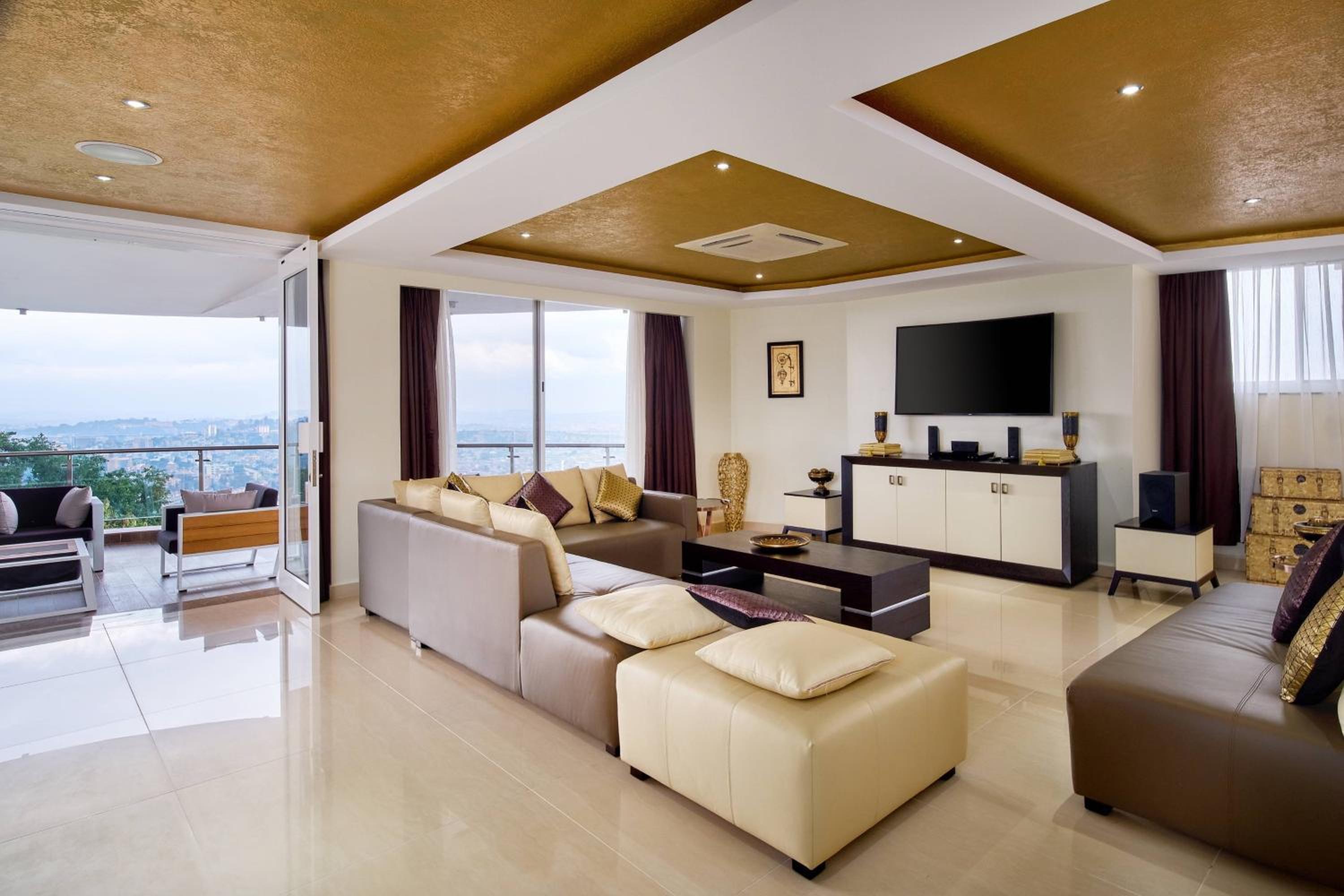 2 Bedroom Presidential Suite, City View, Balcony photo 1