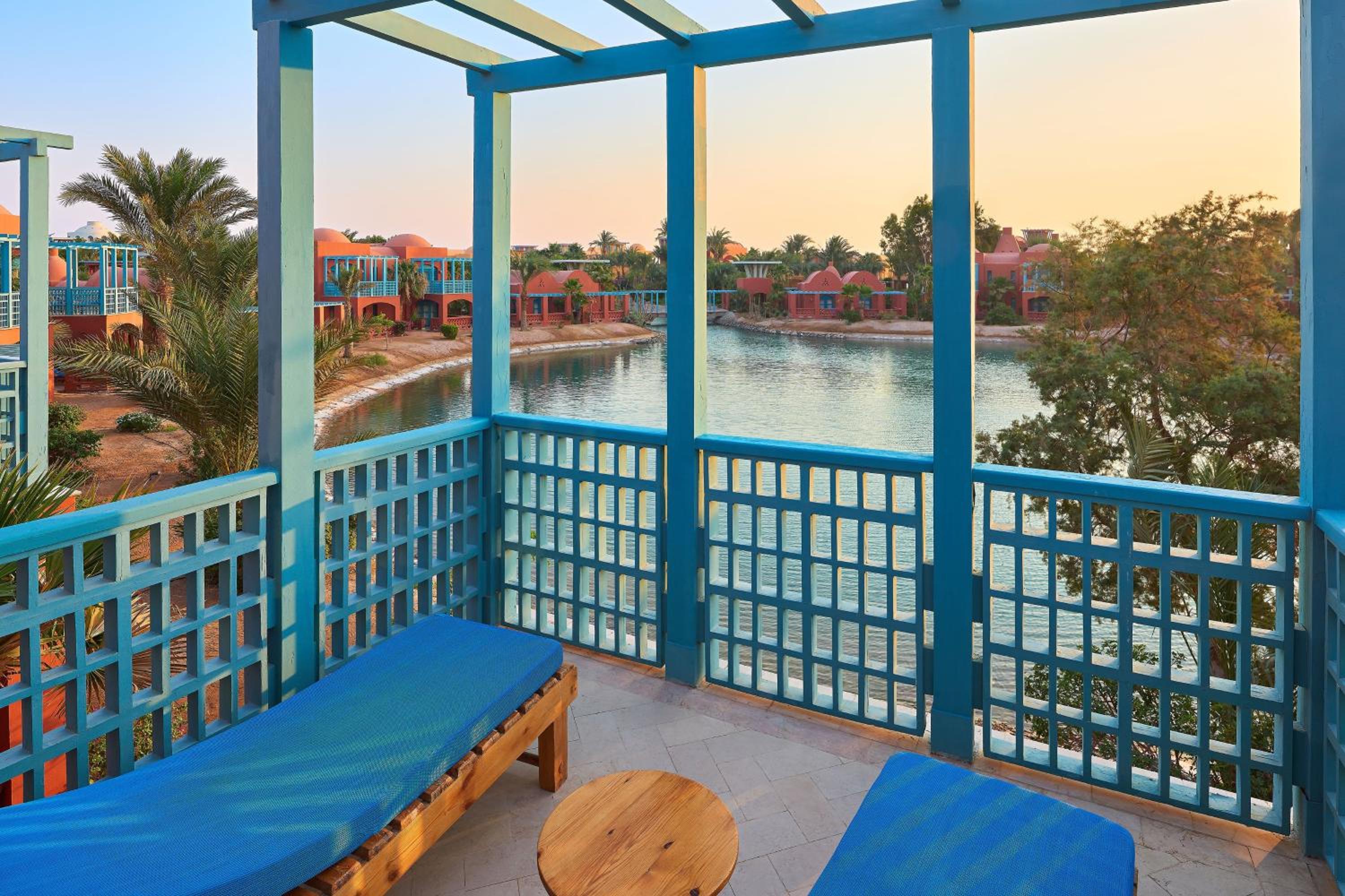 Classic Room, Guest room, 2 Twin/Single Bed(s), Lagoon view photo 2