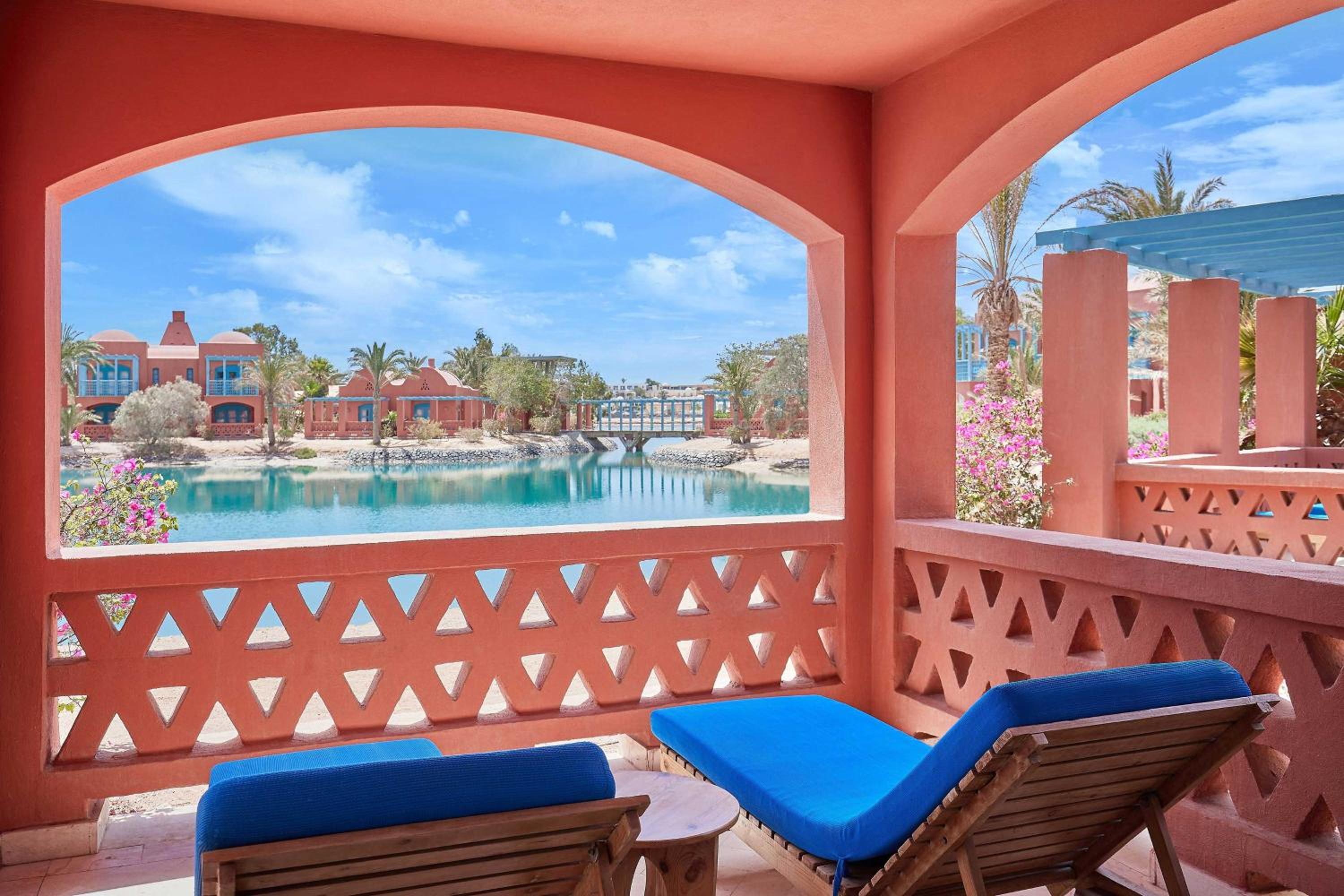 Classic Room, Guest room, 1 King, Lagoon view photo 3