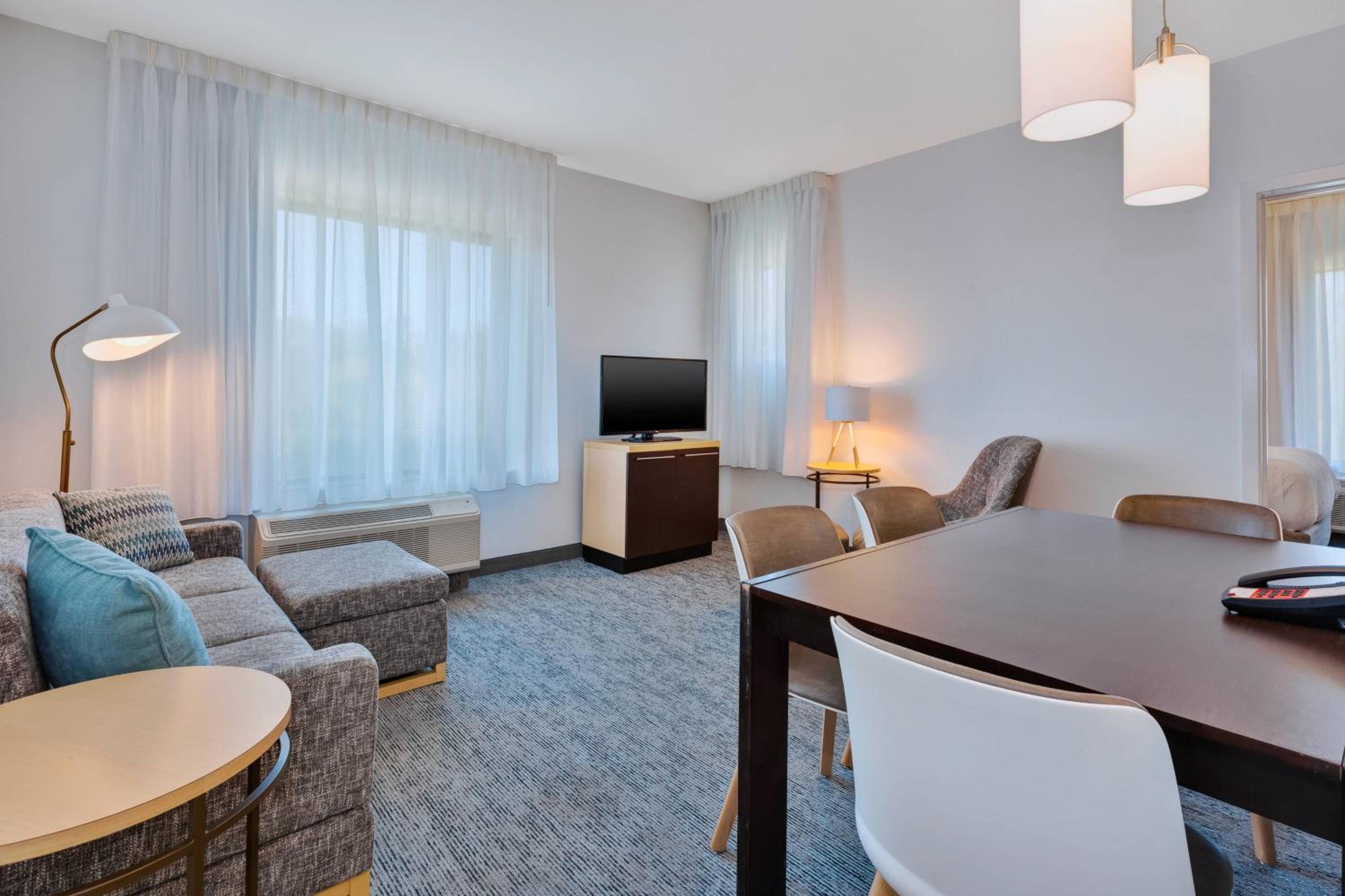 Two-Bedroom Suite - Photo 1