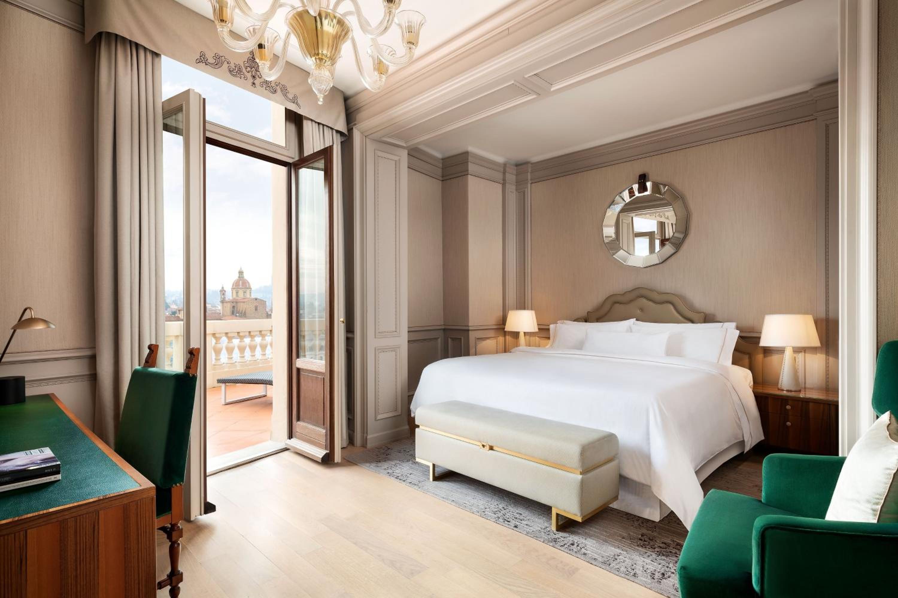 Penthouse, Guest Room, 1 King - Photo 2