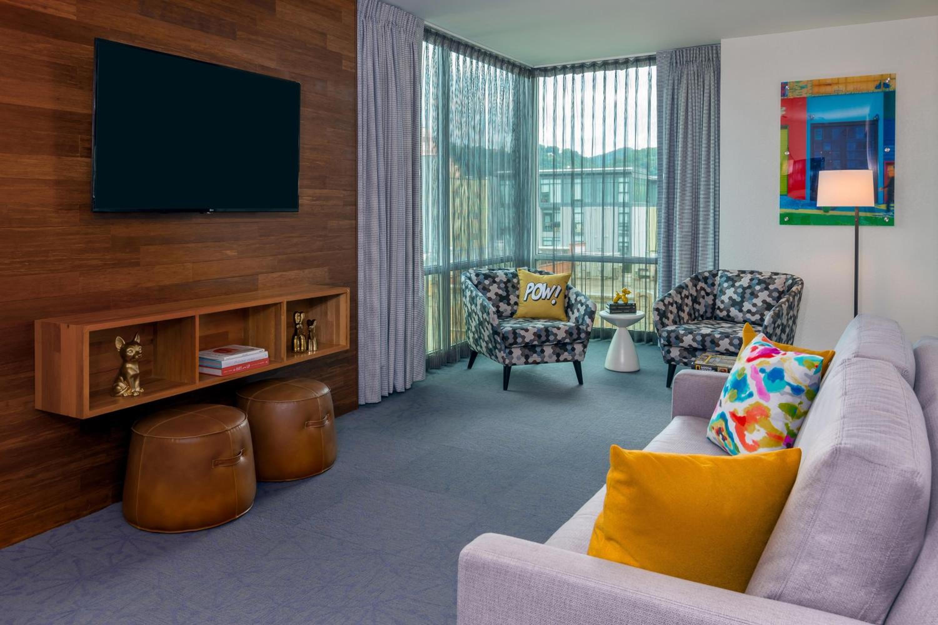 King Suite - Photo 1