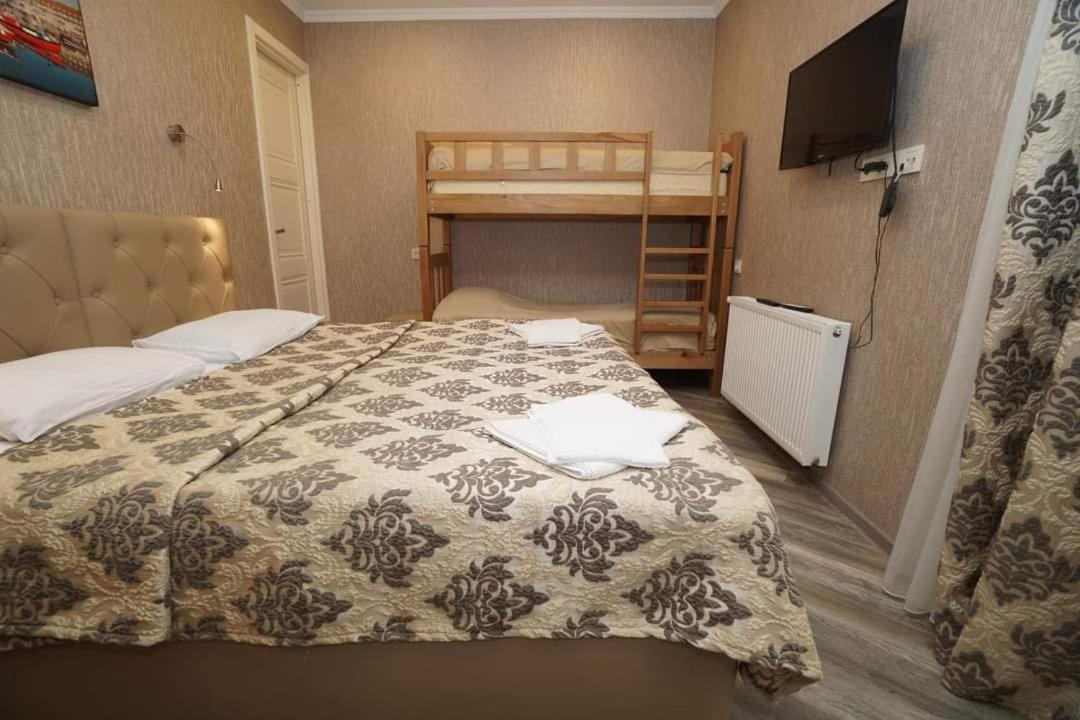 Quadruple Room with Bathroom photo 3