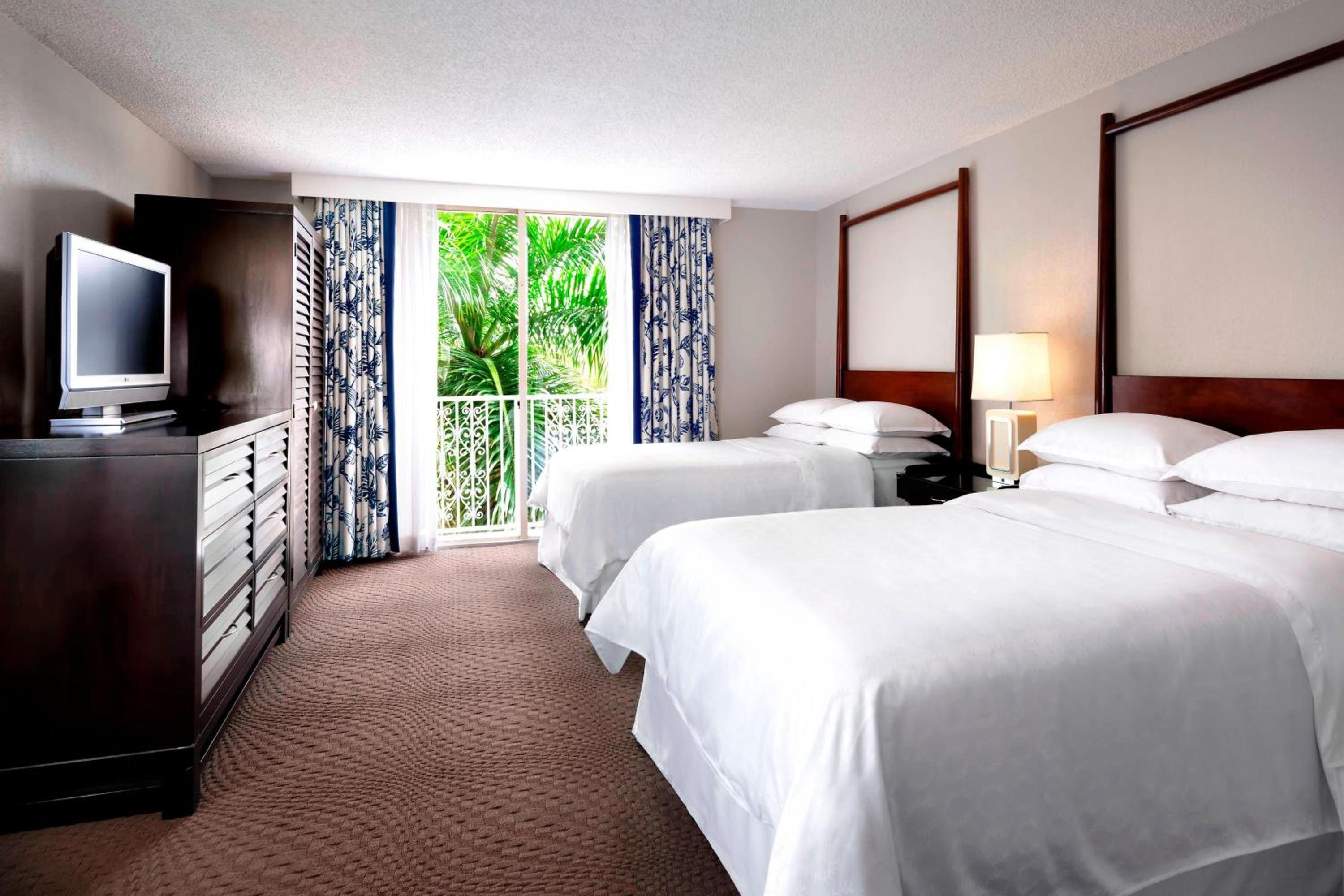 Suite, 2 Double, Sofa bed - Photo 2