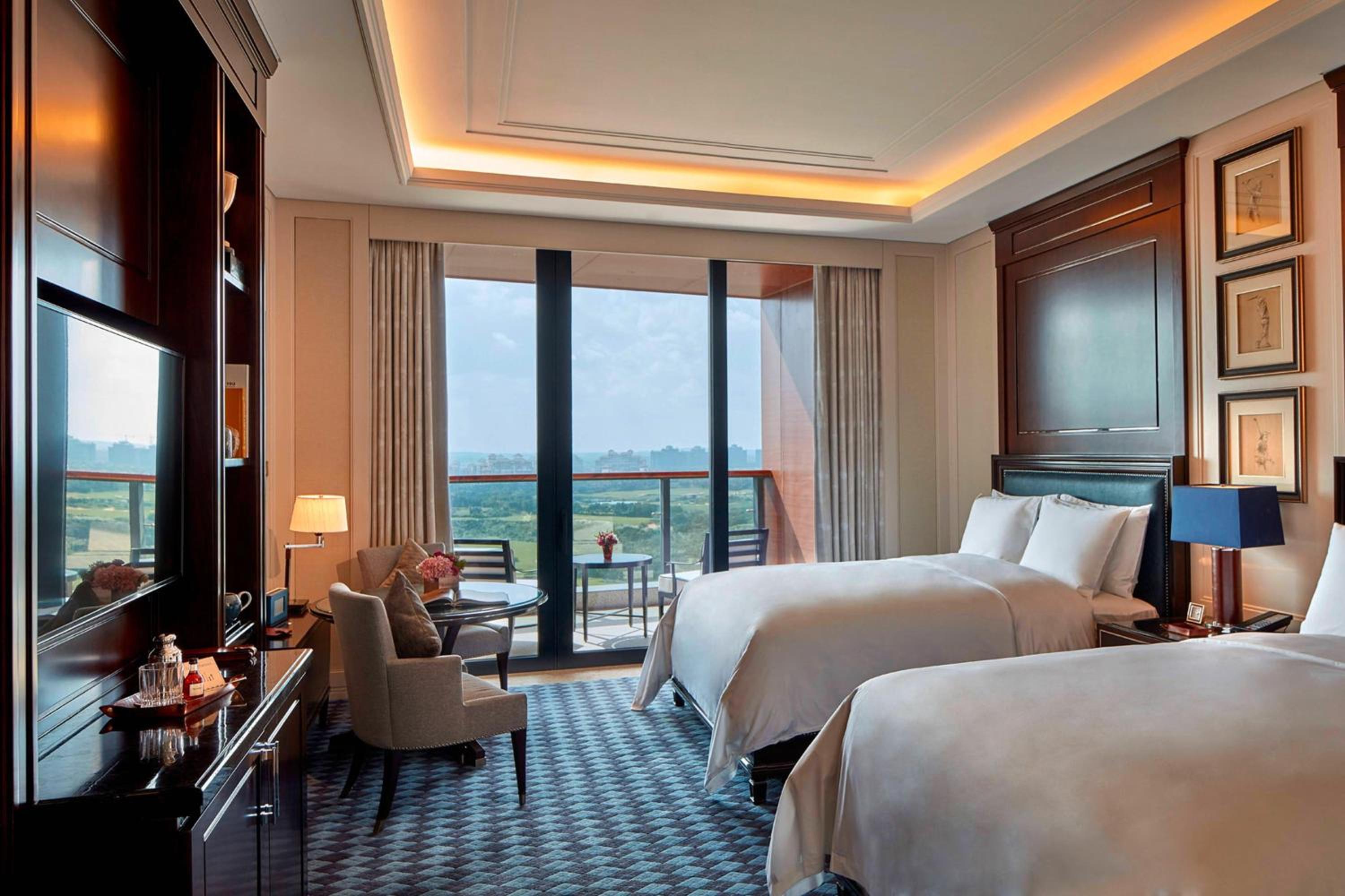 Deluxe Golf View Room, Guest room, 2 Double, Golf view