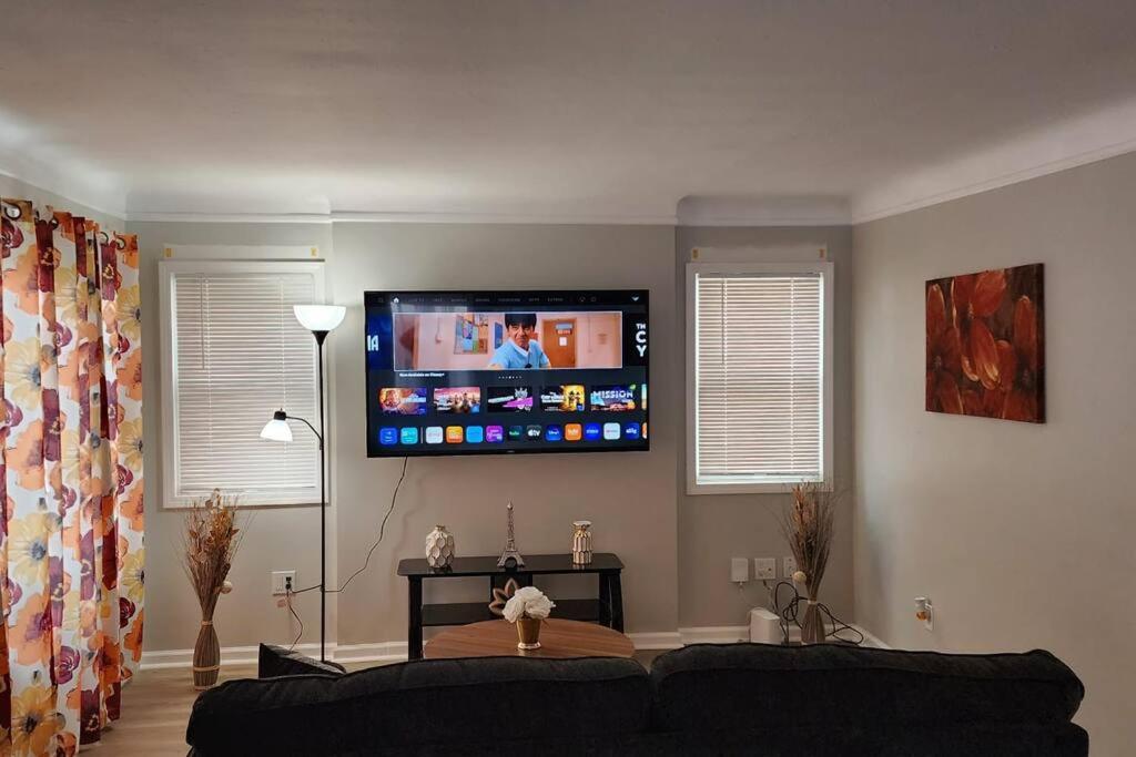 Four-Bedroom House photo 1