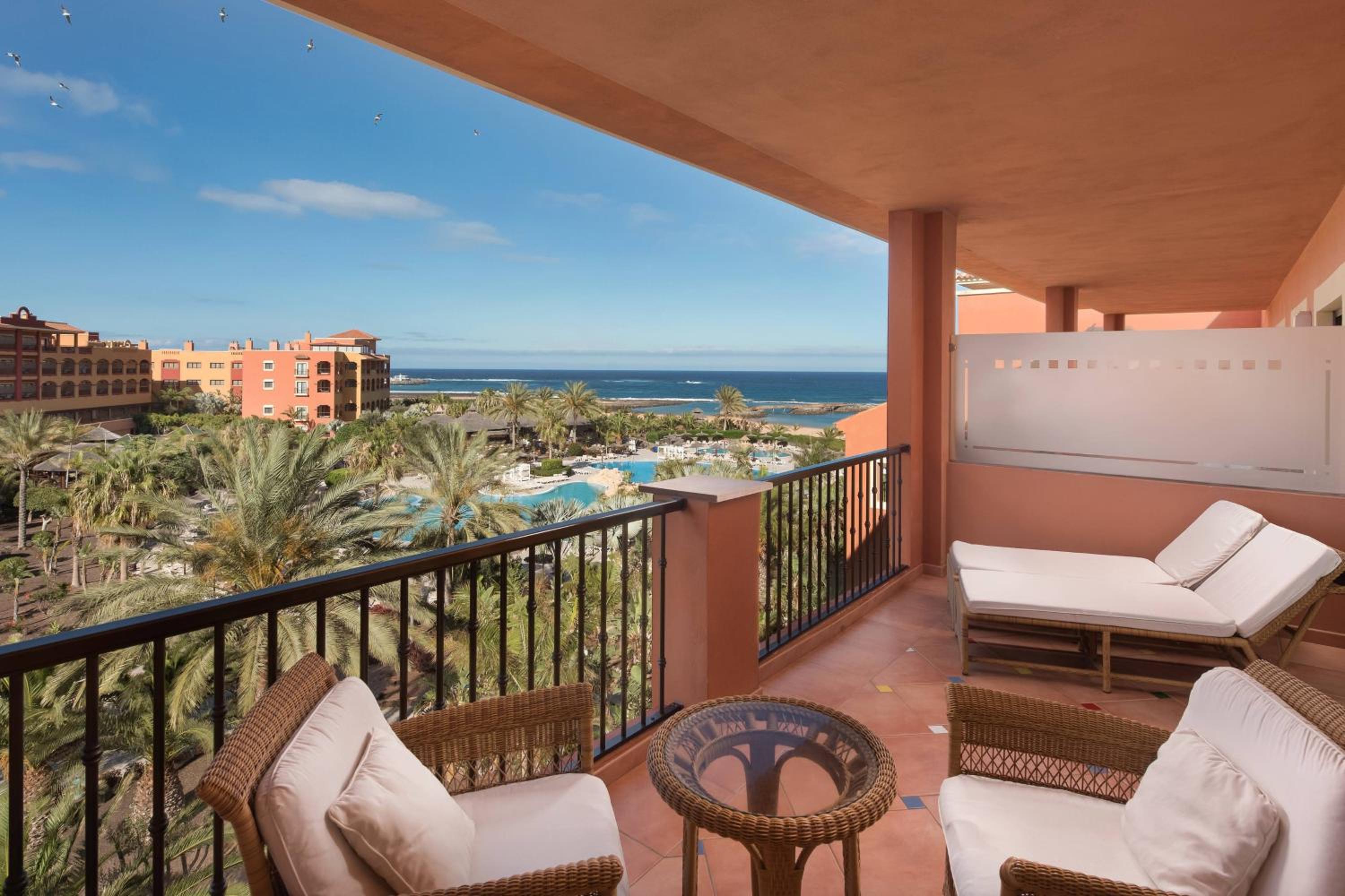 Junior King Suite with Ocean View
