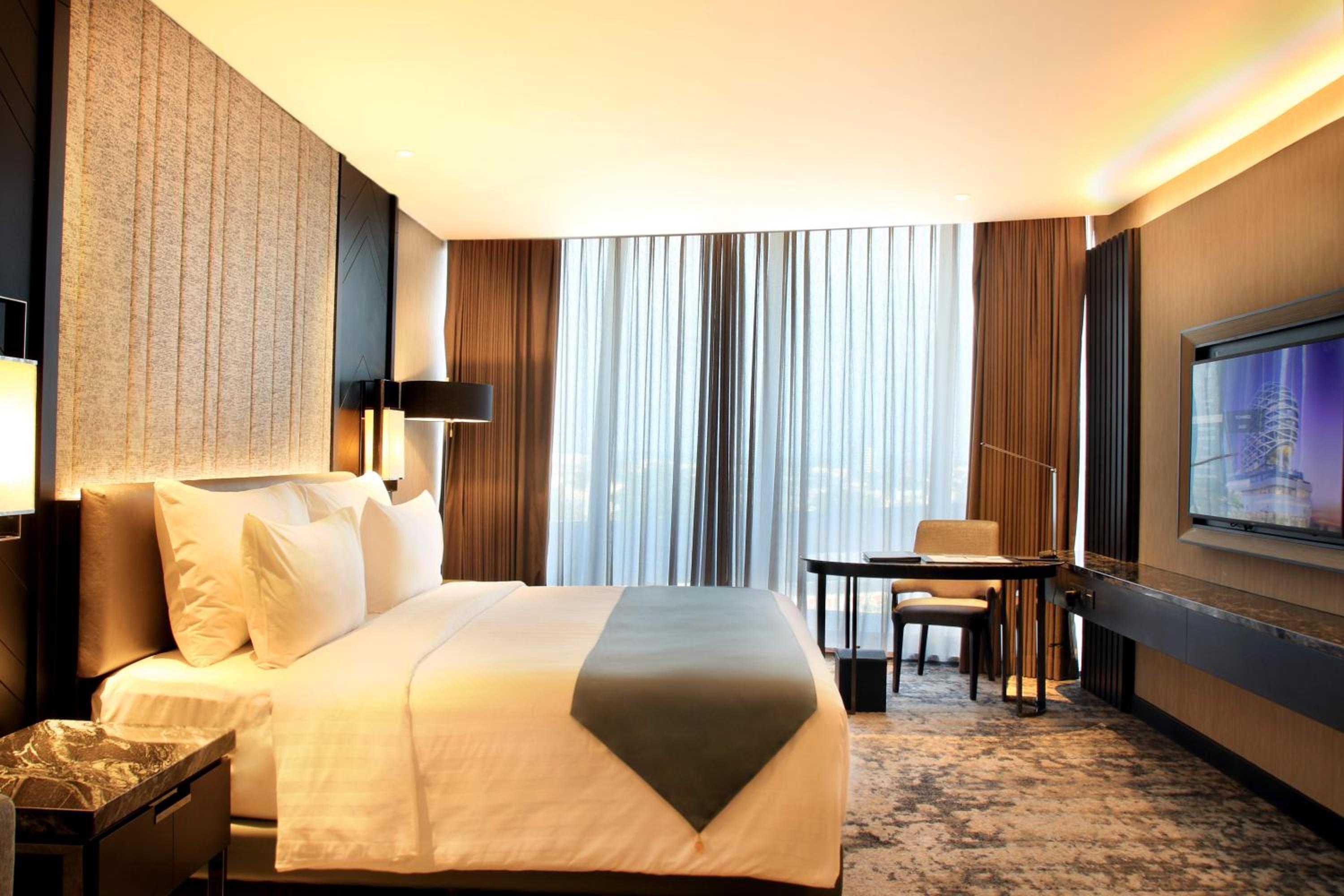 Executive Club King