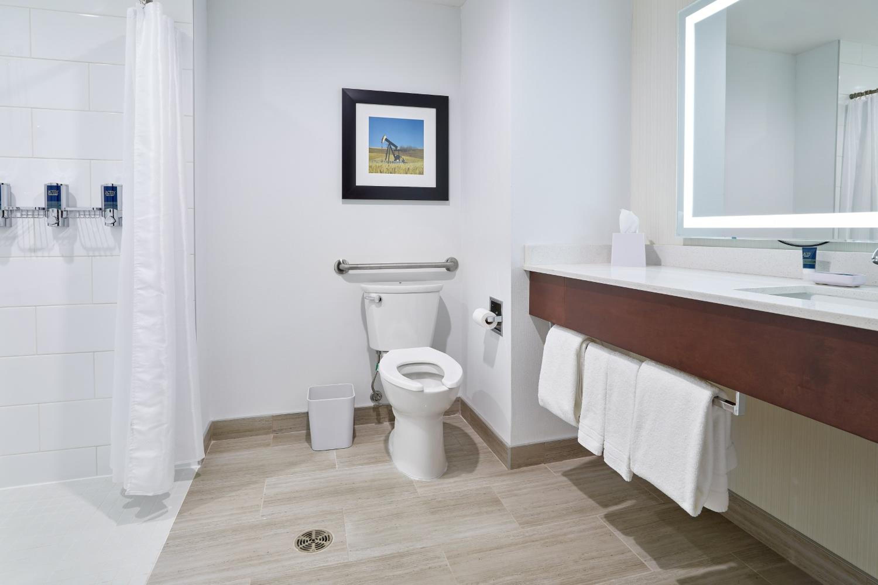 Guest Room, 1 King photo 3