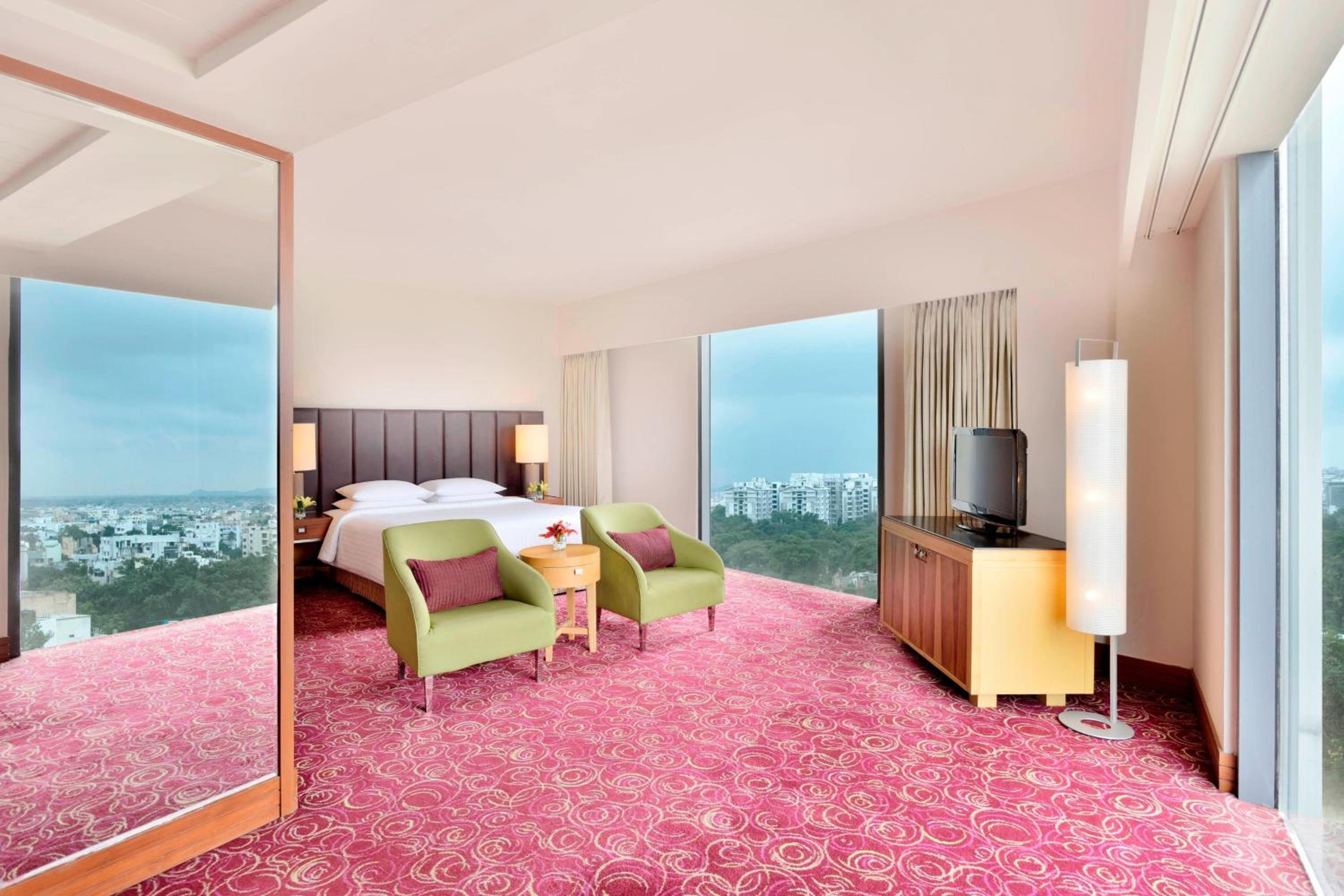 Premium King Room