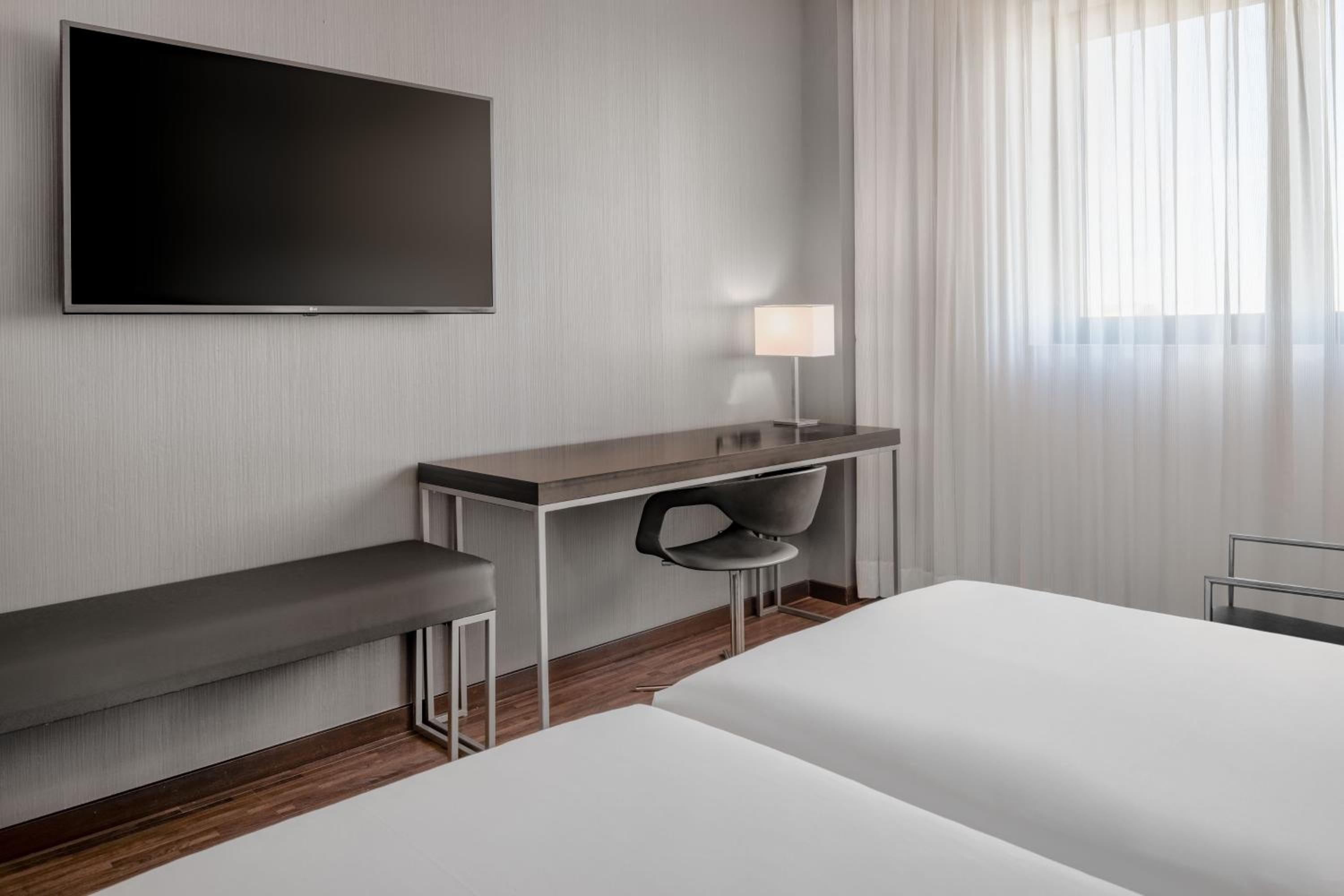 Standard Twin Room, Guest room - Photo 7