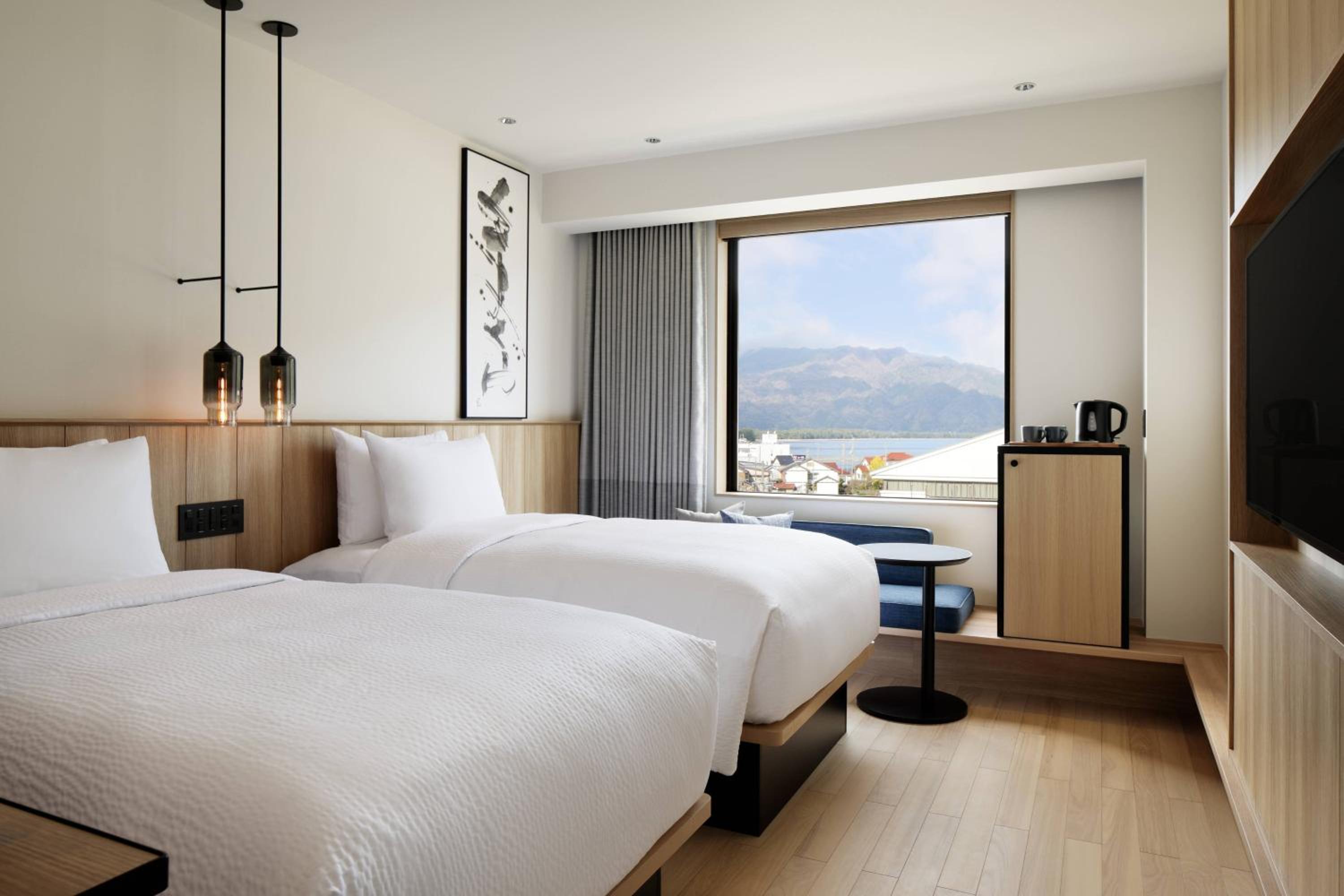 Standard Guest Room with Two Twin Beds - Photo 1