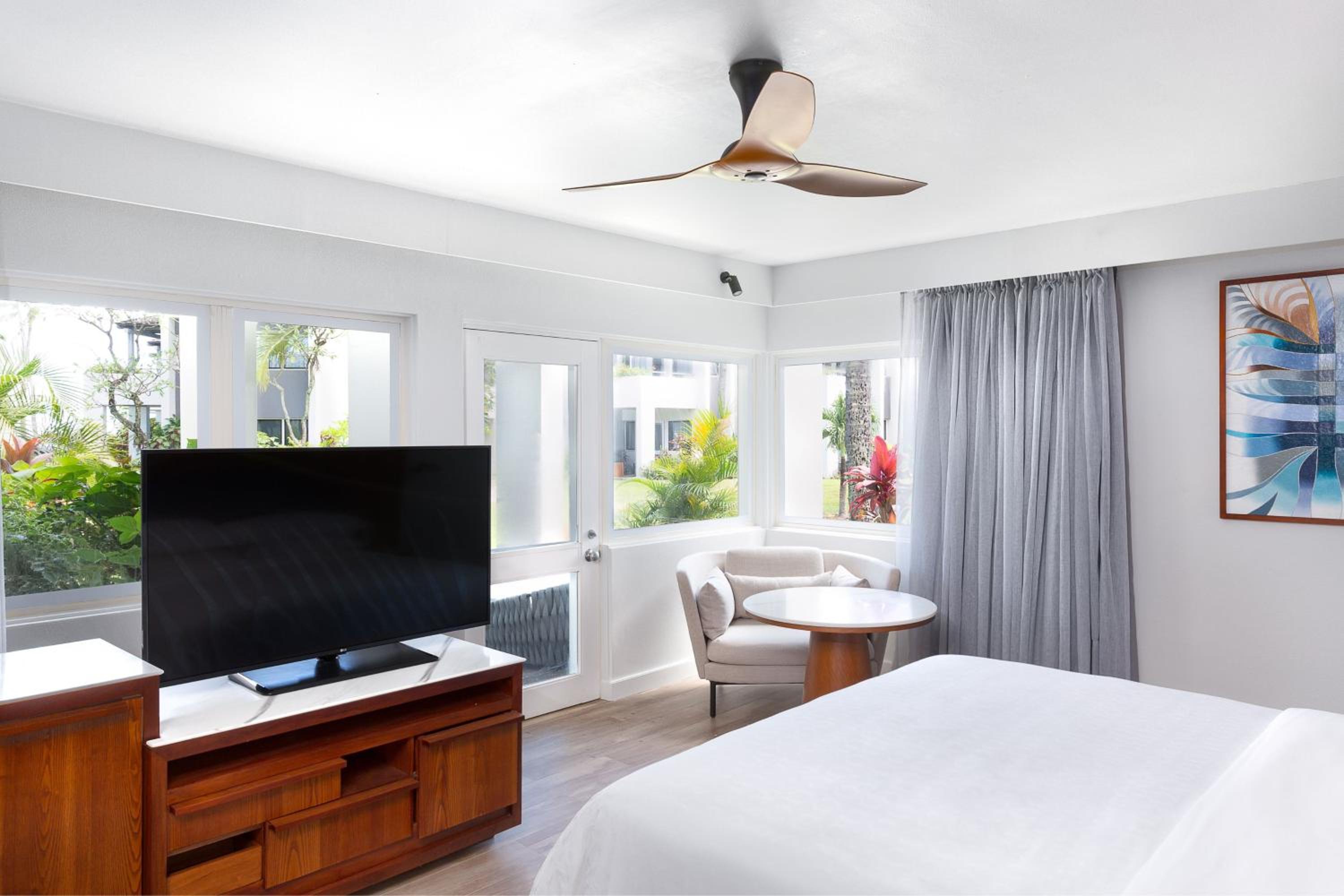 Ocean View, Guest room, 1 King - Photo 4