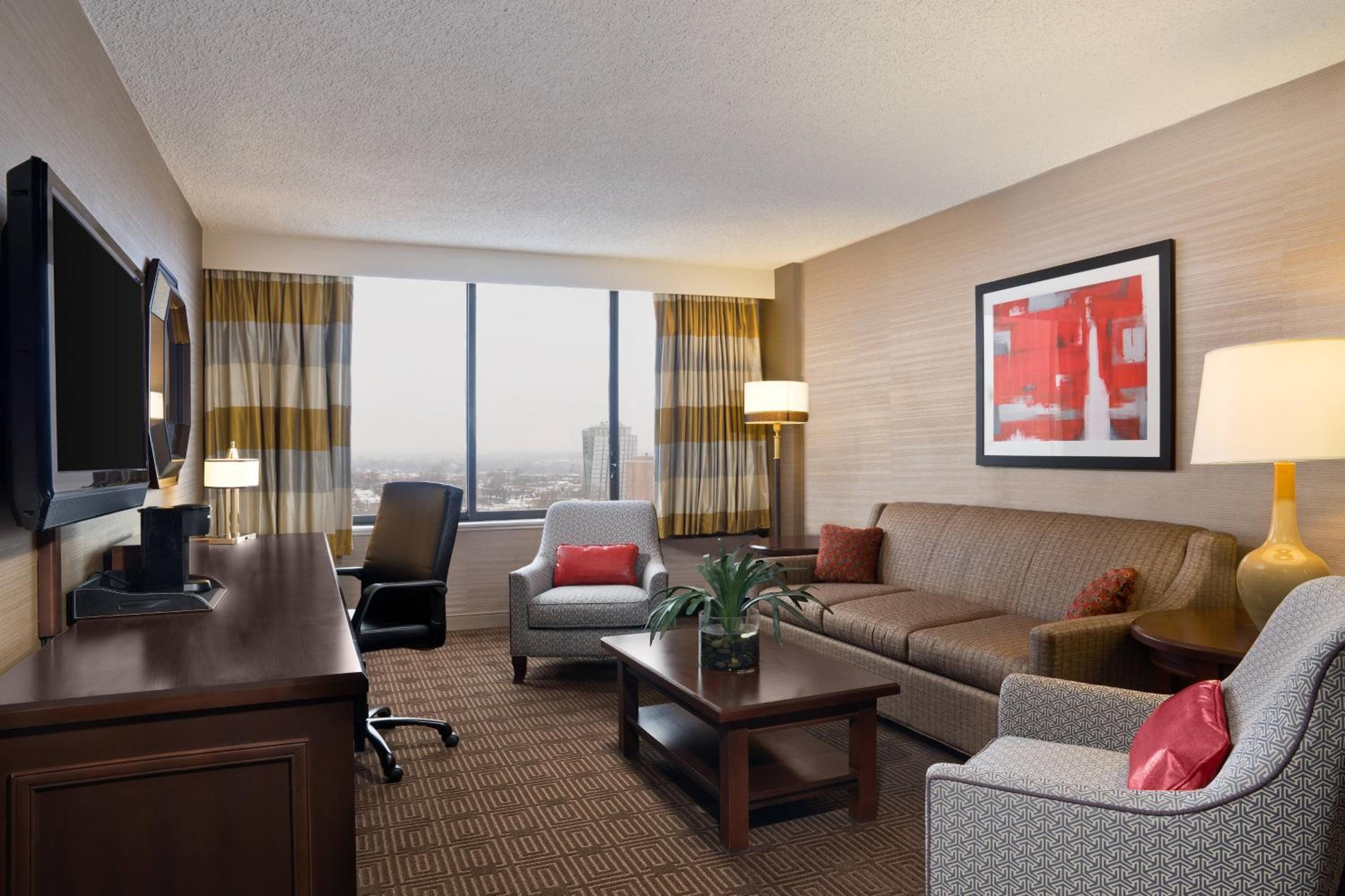 King Suite with Sofa Bed photo 2