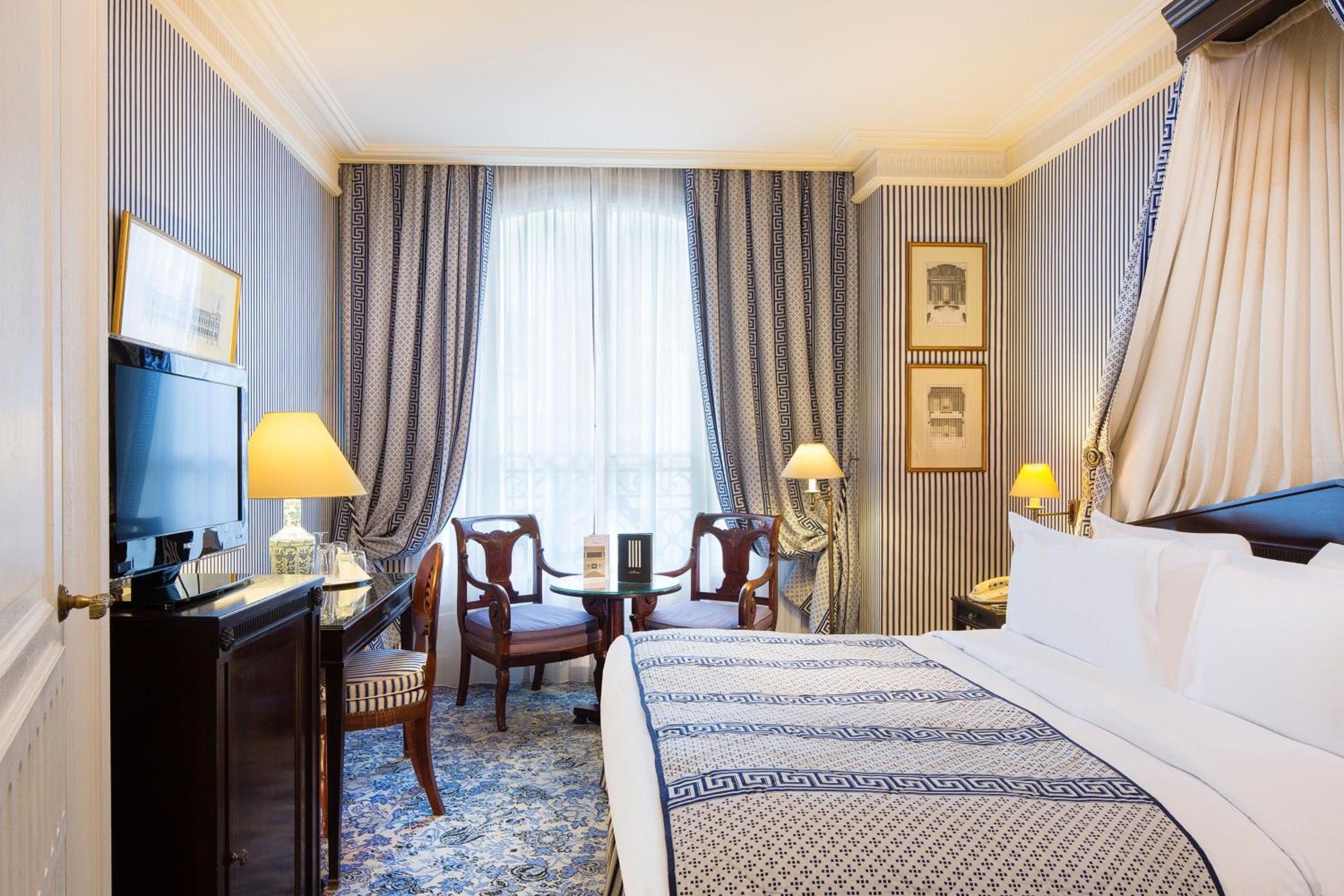 Chambre Lit Queen-Size Deluxe