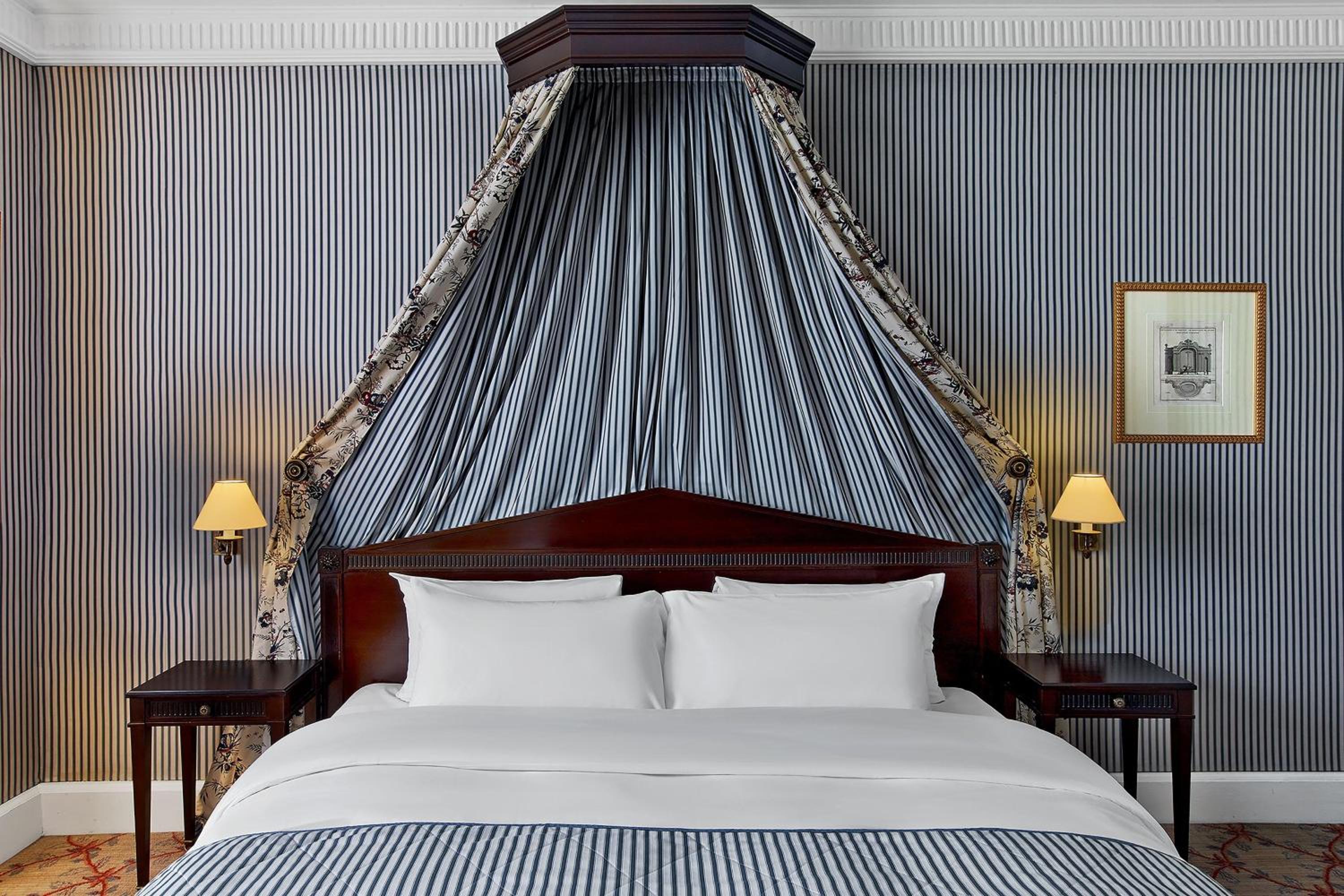 Deluxe Queen Room photo 1