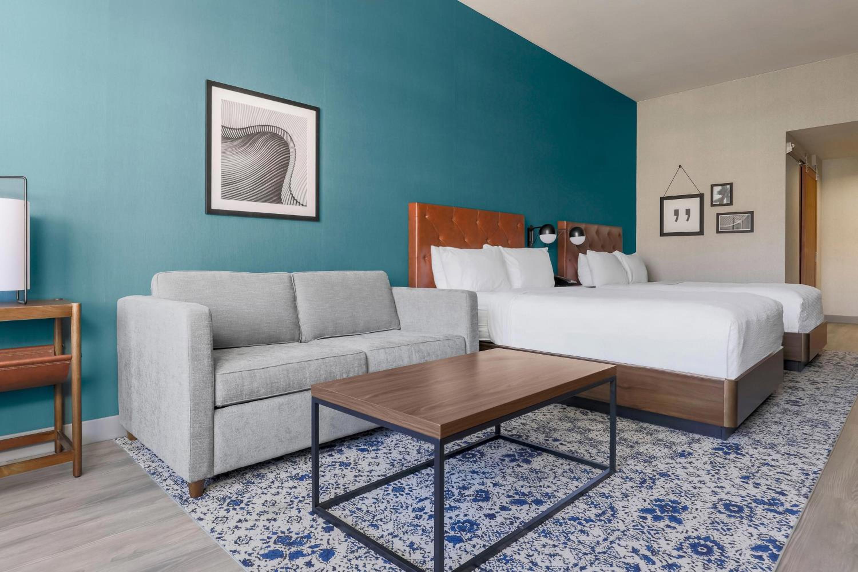 Larger Guest room, 2 Double photo 2