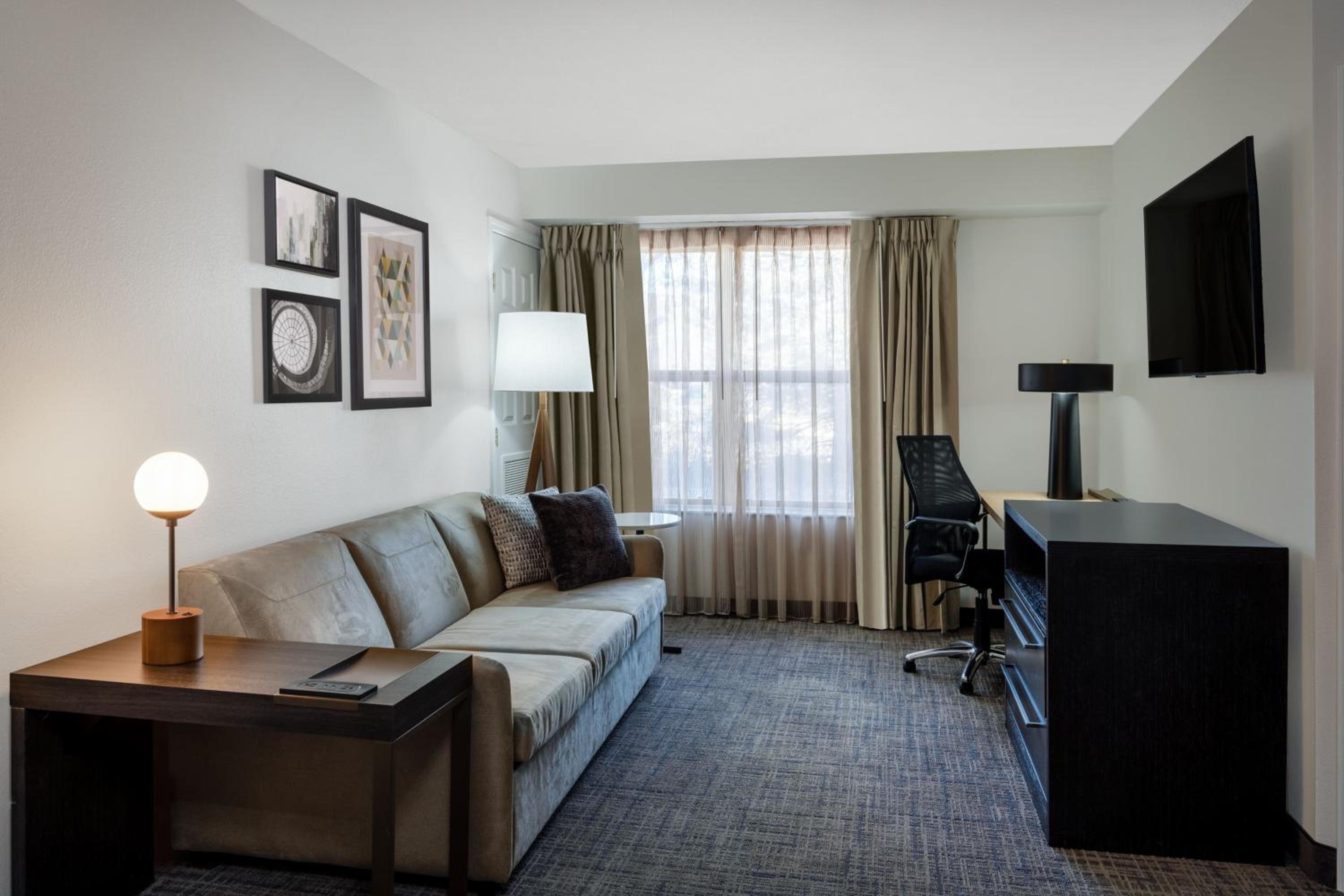 Two-Bedroom Suite - Photo 1