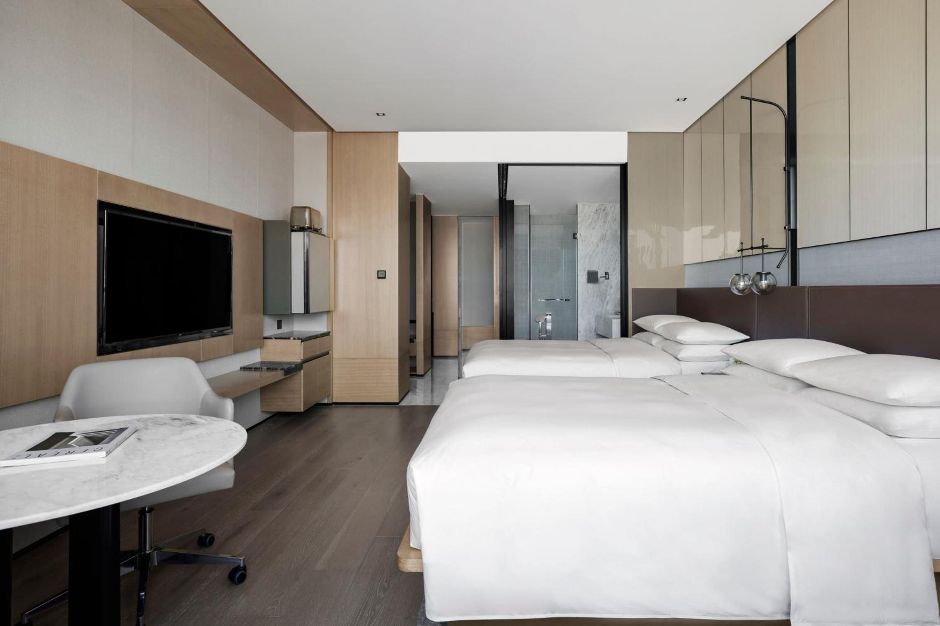 Deluxe Twin Room with 2 Twin/Single Bed(s)