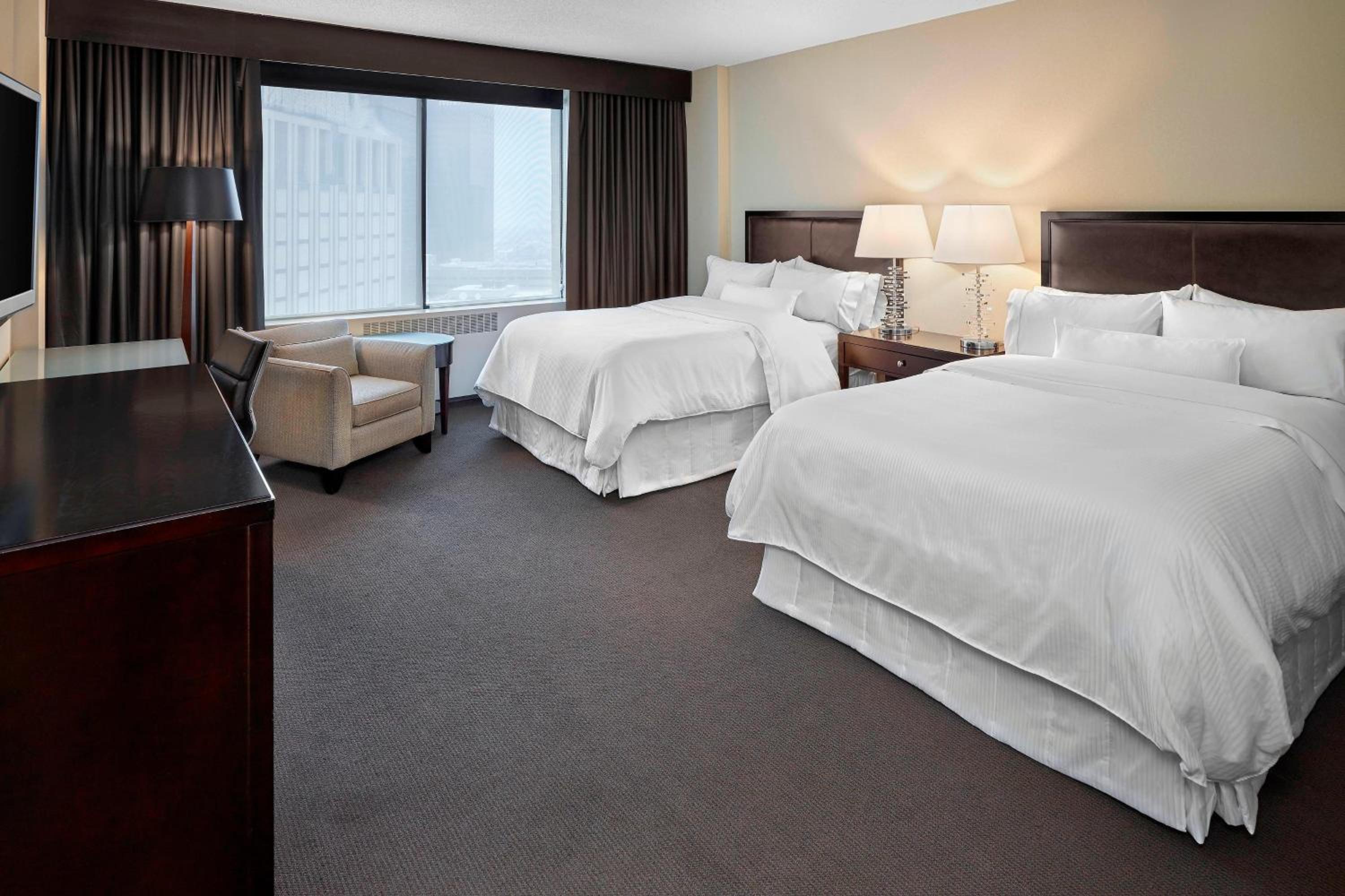 Traditional, Guest room, 2 Double, City view, Main Building - Photo 1