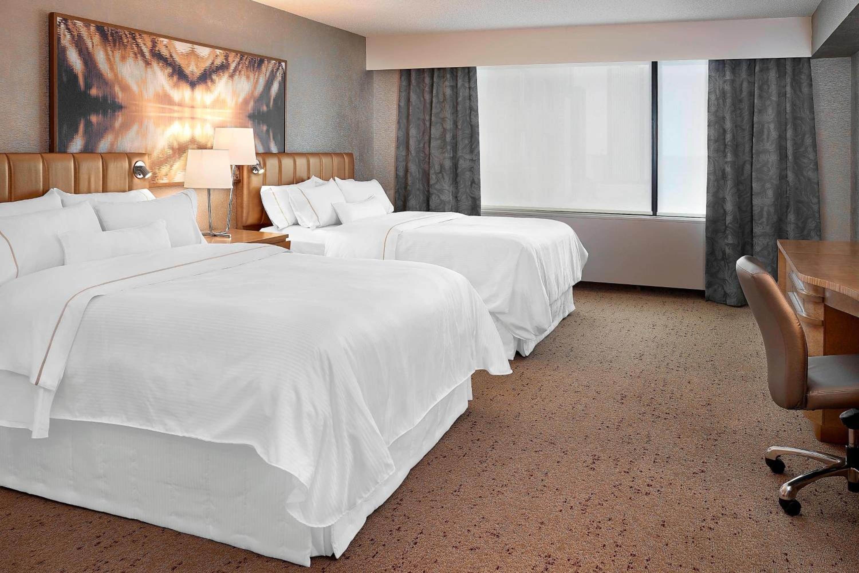 Deluxe, Larger Guest room, 2 Queen, City view, Deluxe Wing - Photo 1