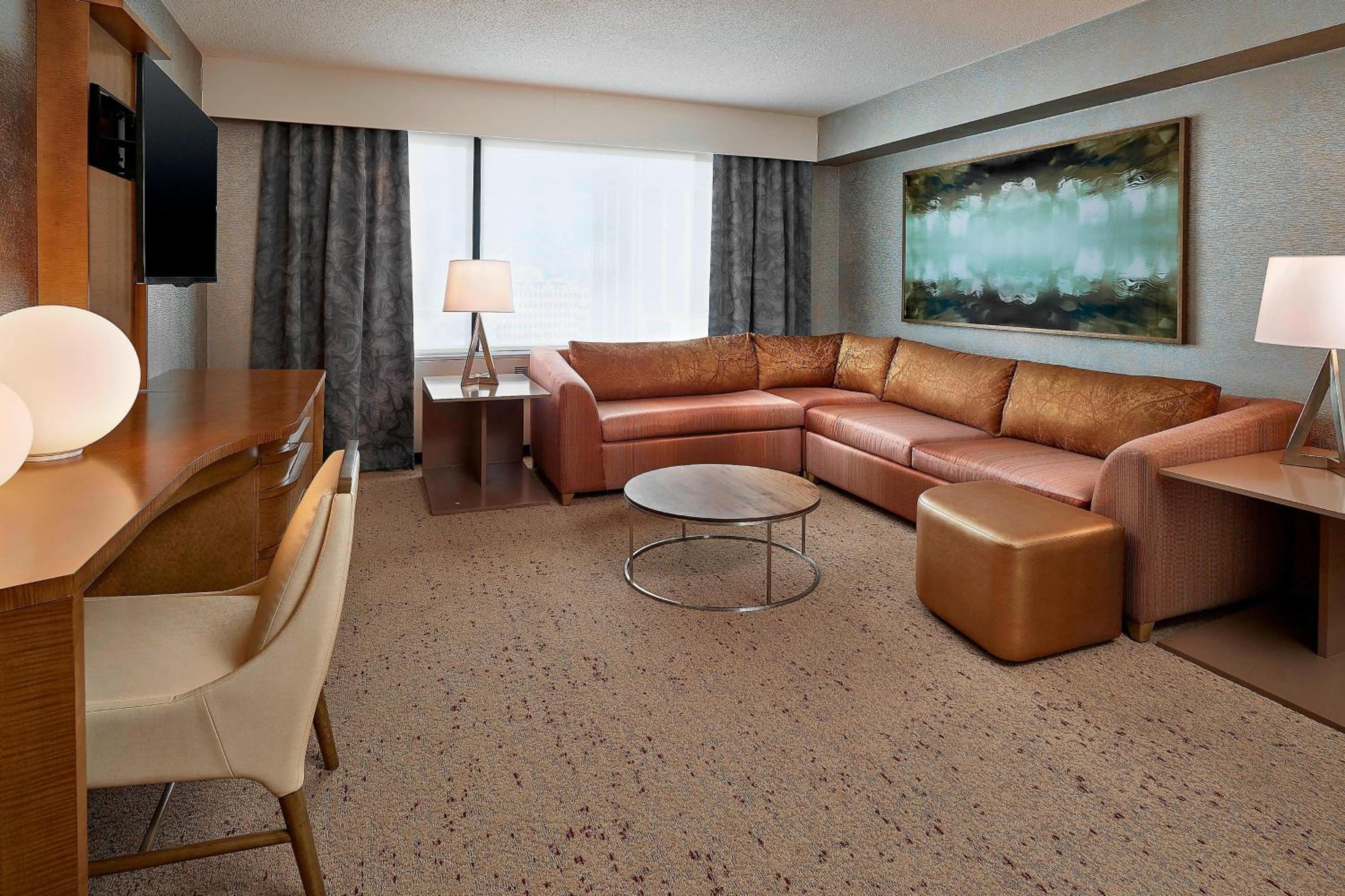 Deluxe Junior Suite - Photo 1