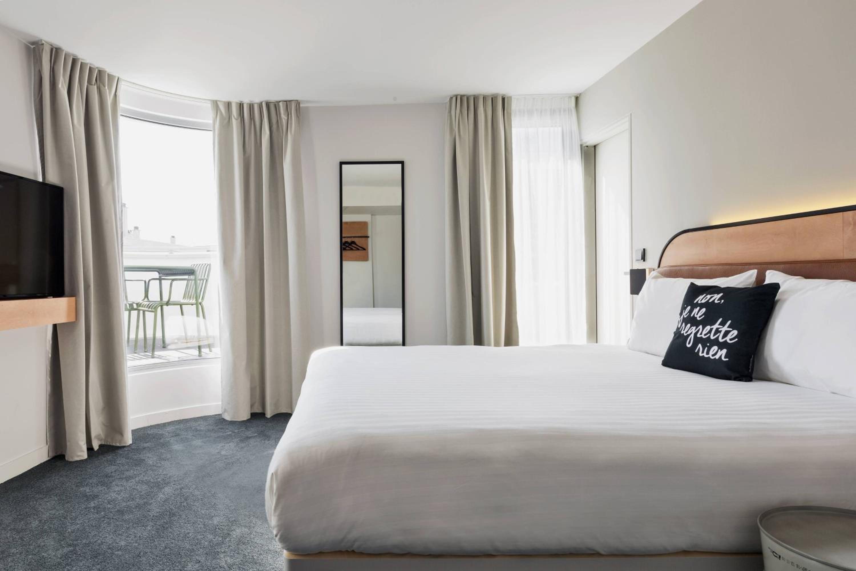 Moxy Sleeper with Balcony or terrace, photo 7