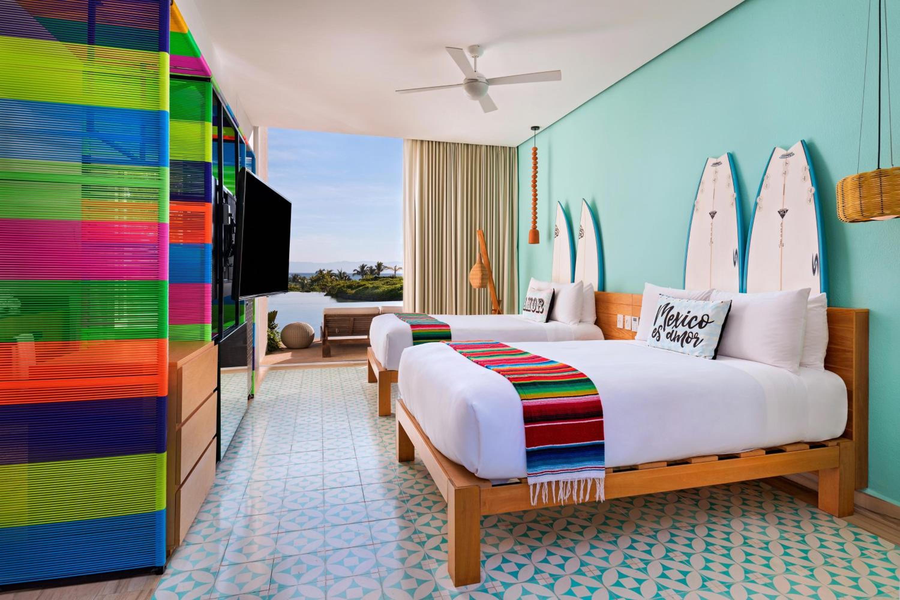 Deluxe Double Room with Lake View