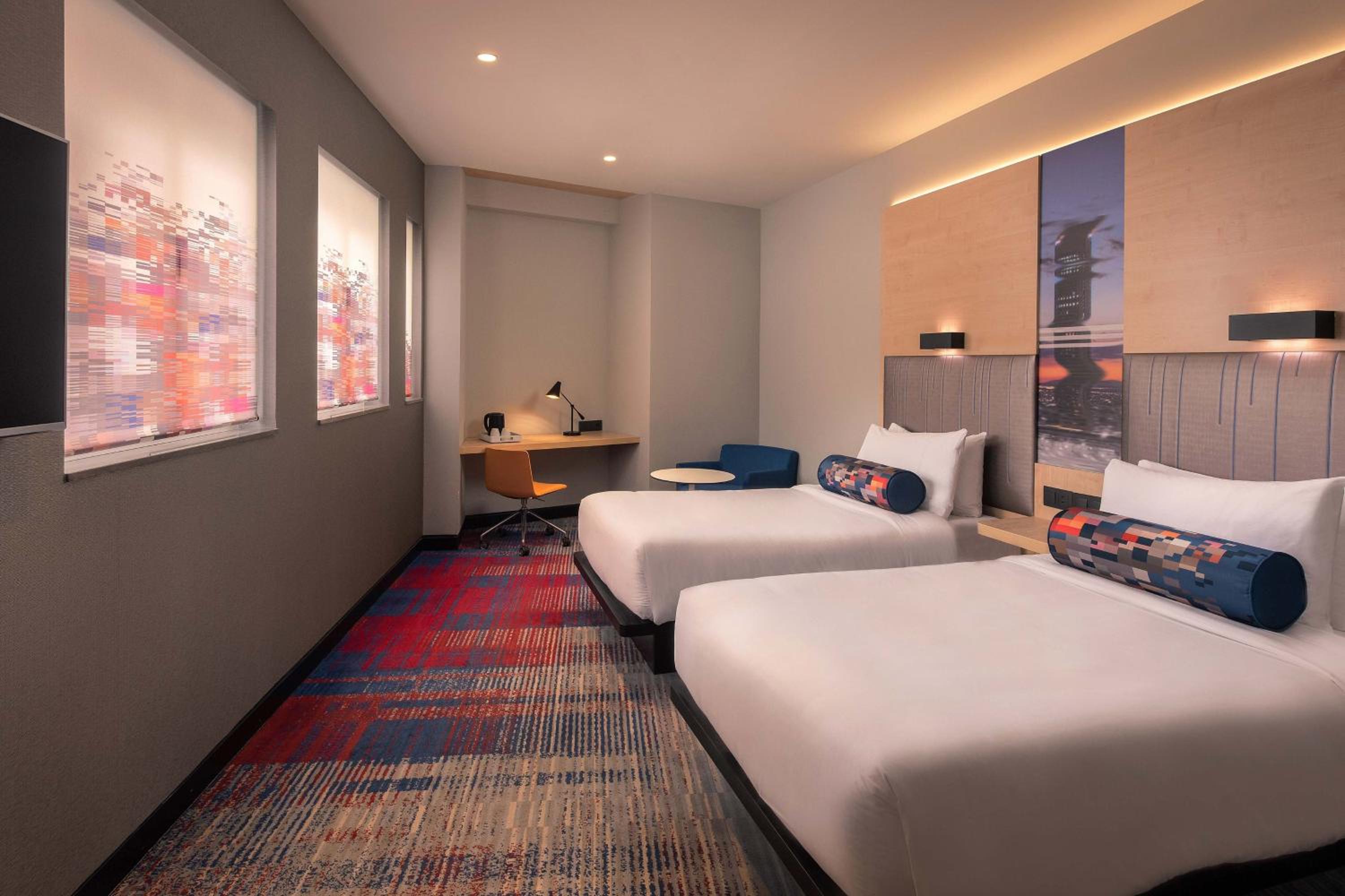 Aloft Twin Room