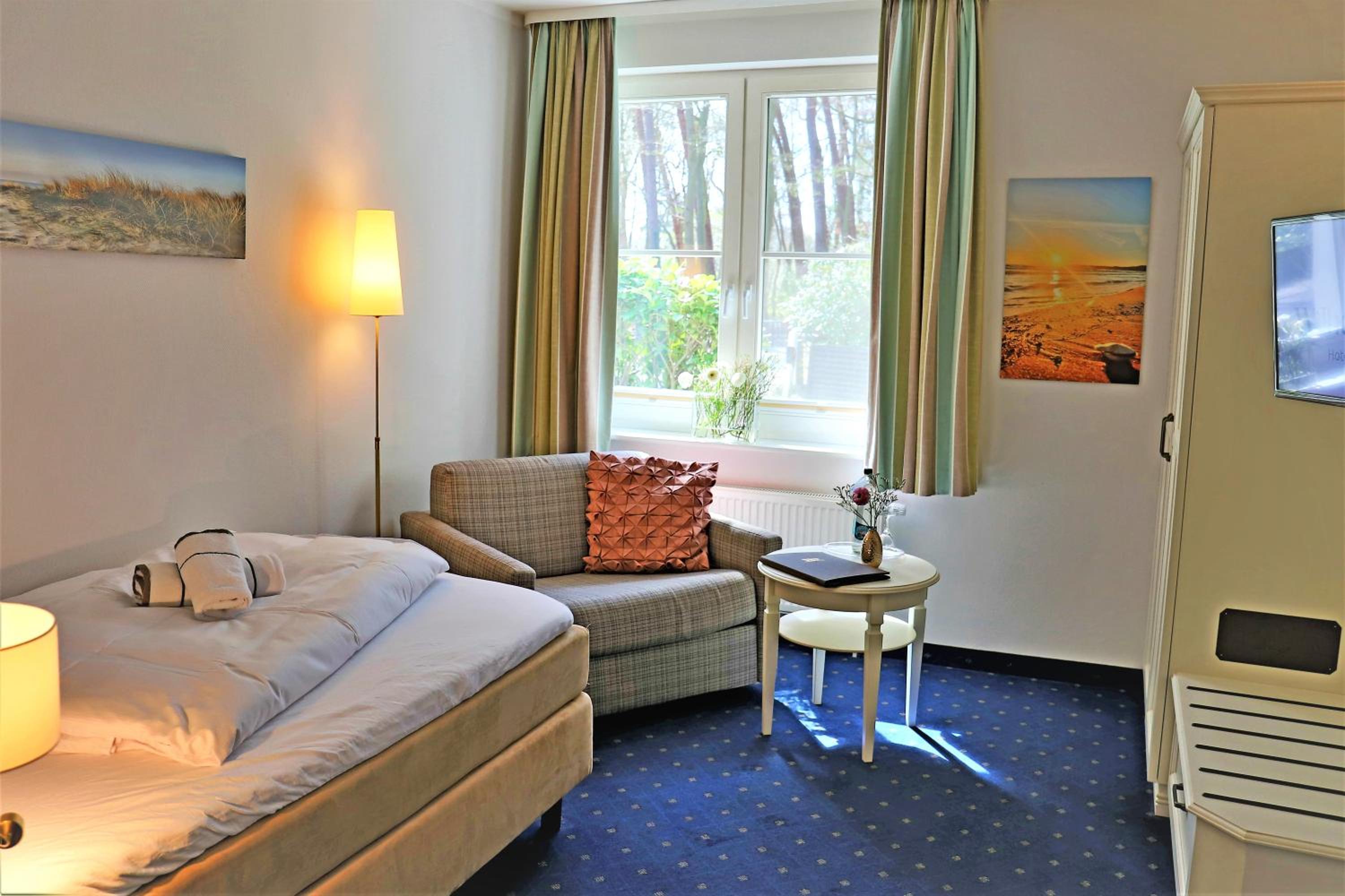 Single Room with Forest View photo 2