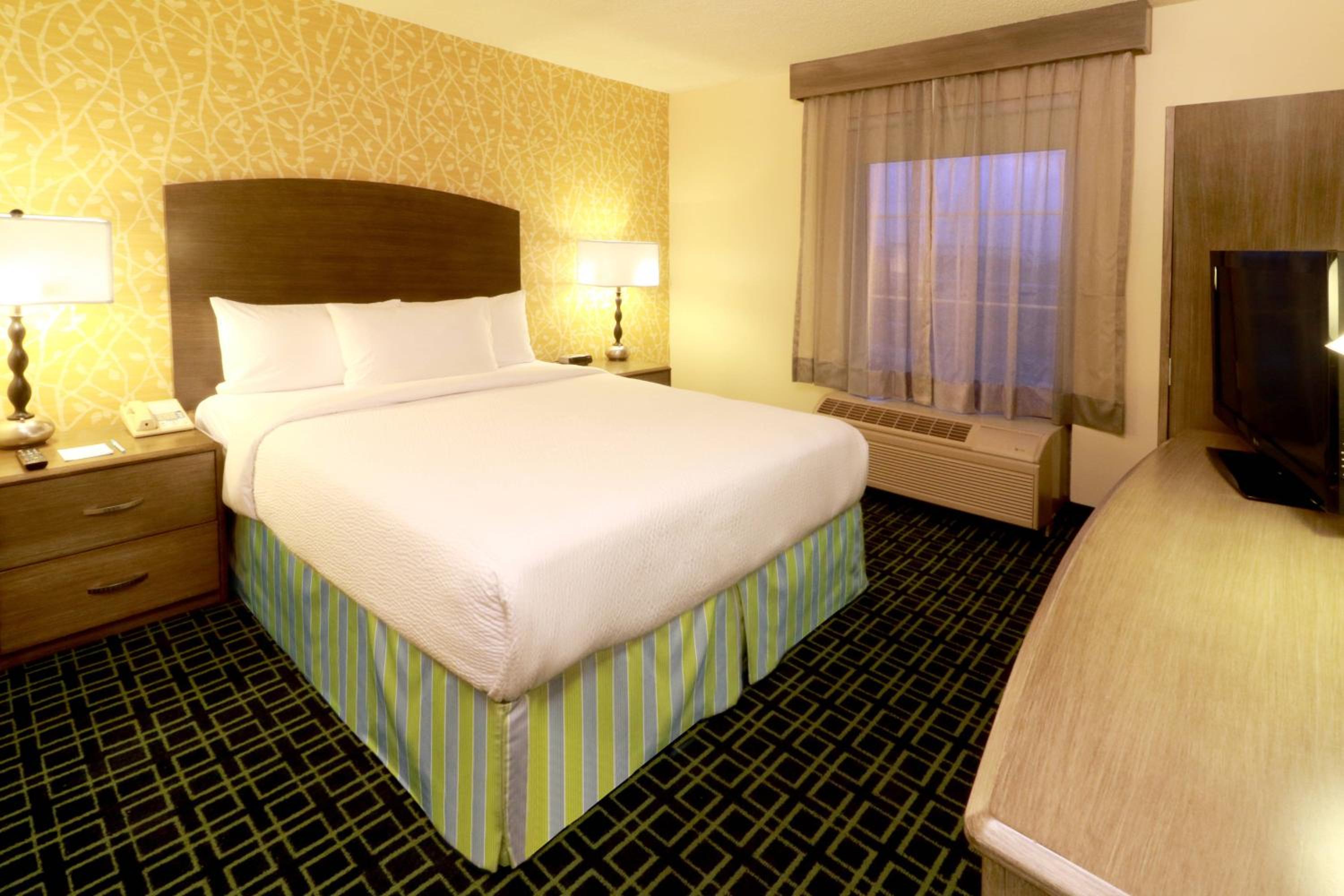 Queen Room - Photo 1