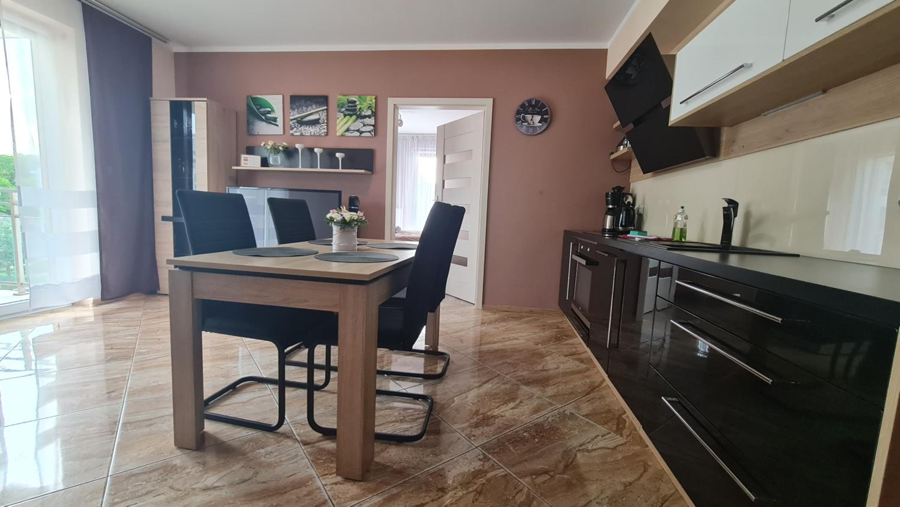 Apartment with Terrace - Photo 67