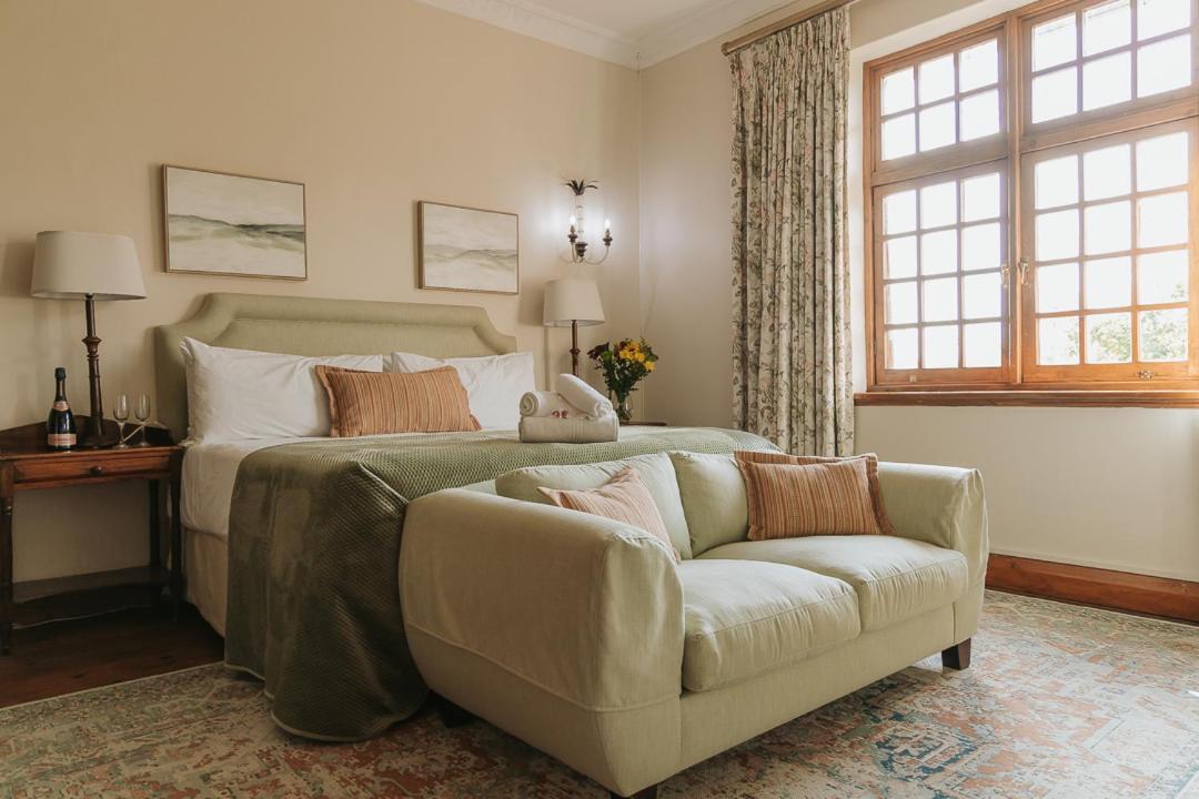 Standard Double or Twin Room photo 1
