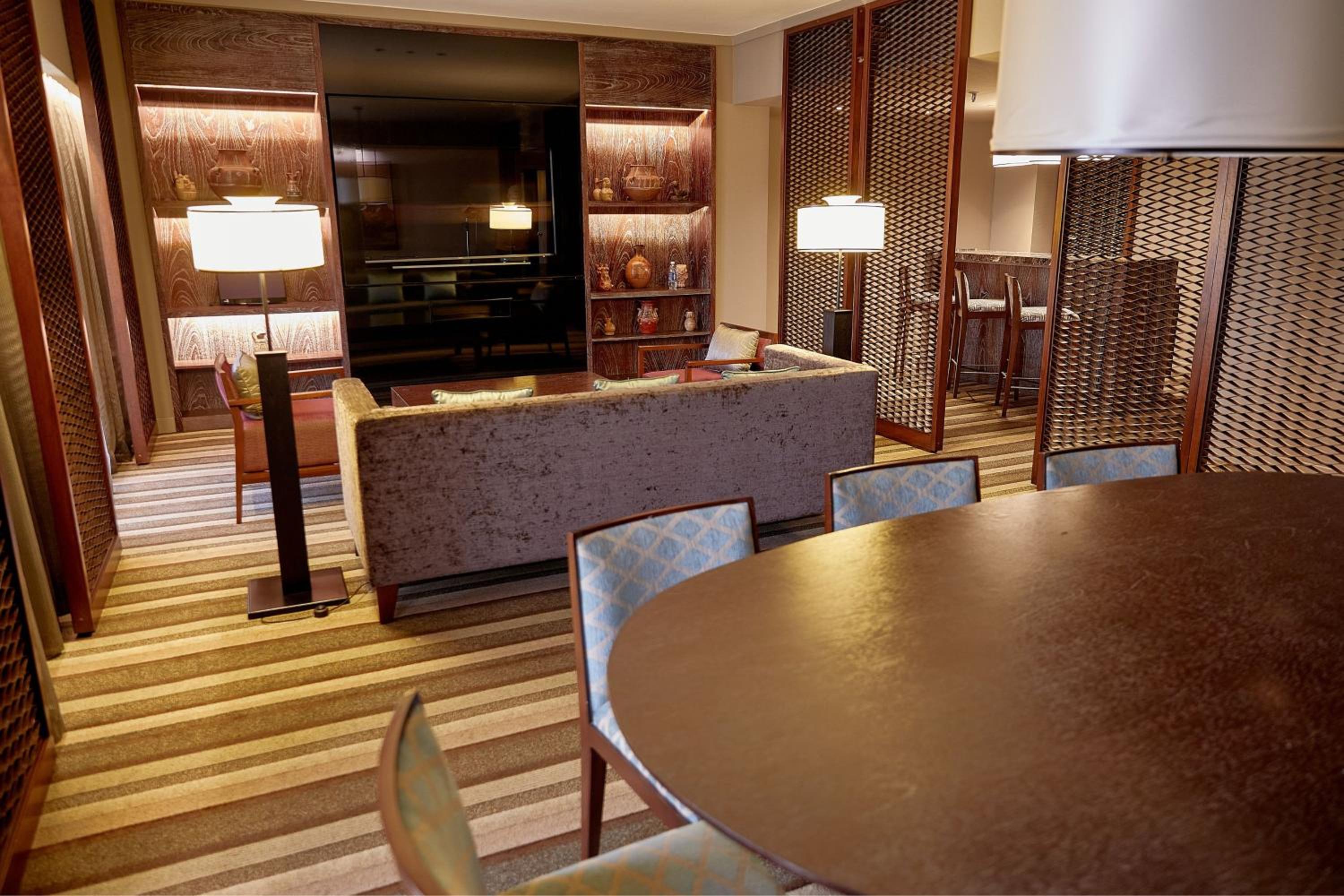 Suite Le Meridien, Executive Suite, 1 King - Photo 11