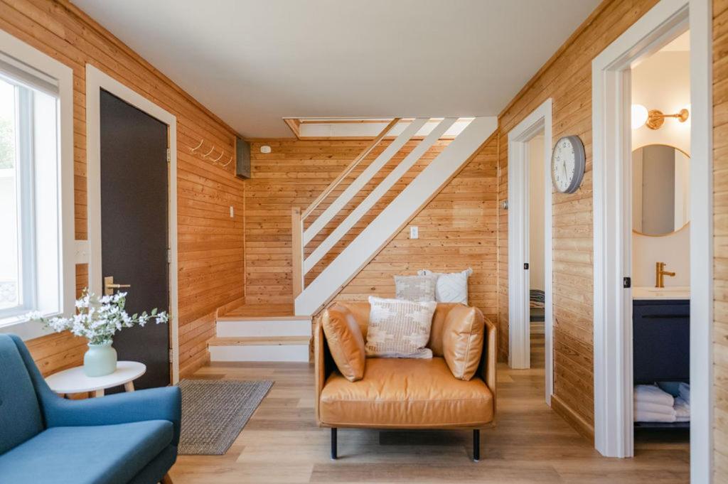 One-Bedroom Cottage