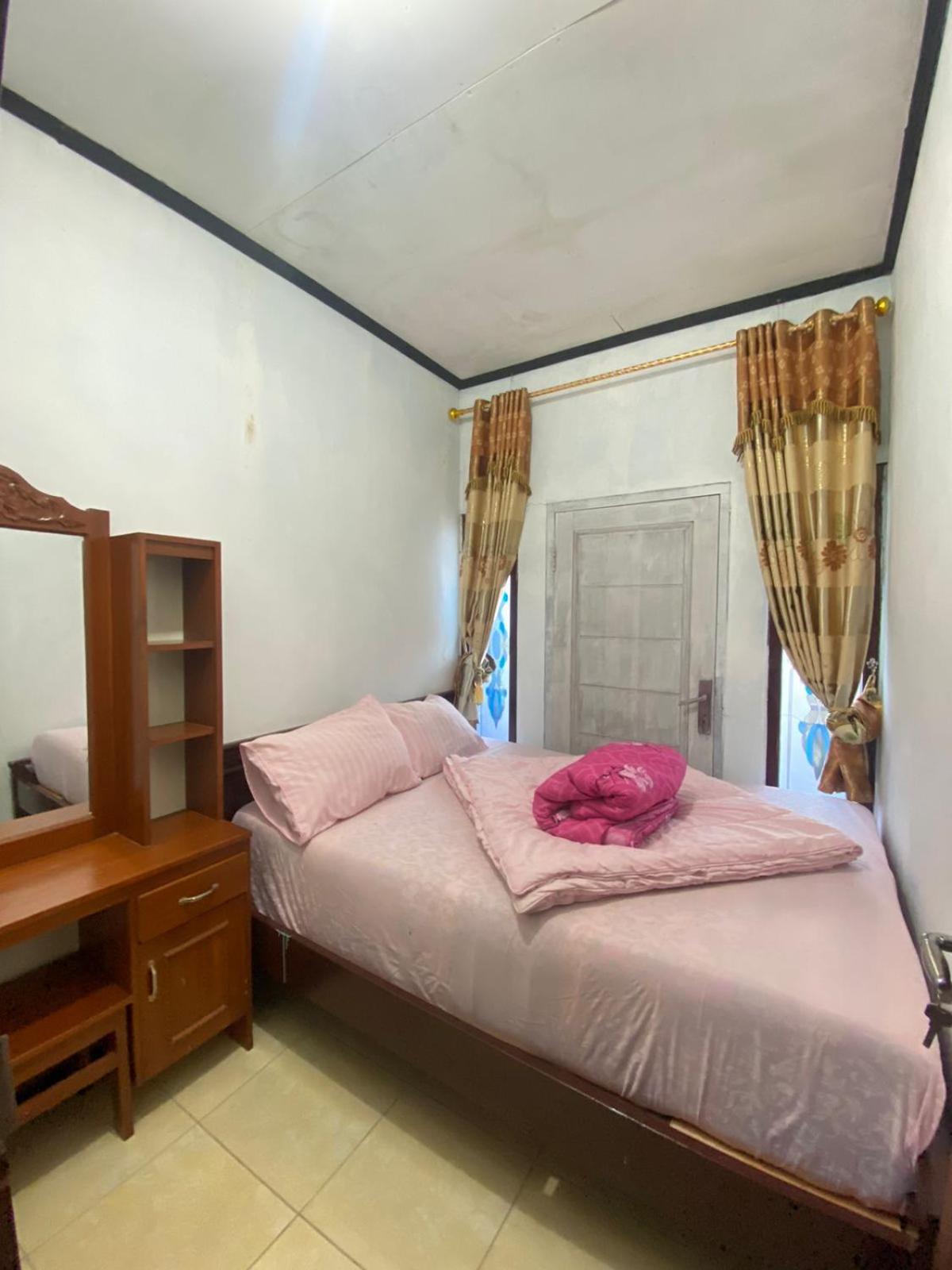 One-Bedroom House photo 3