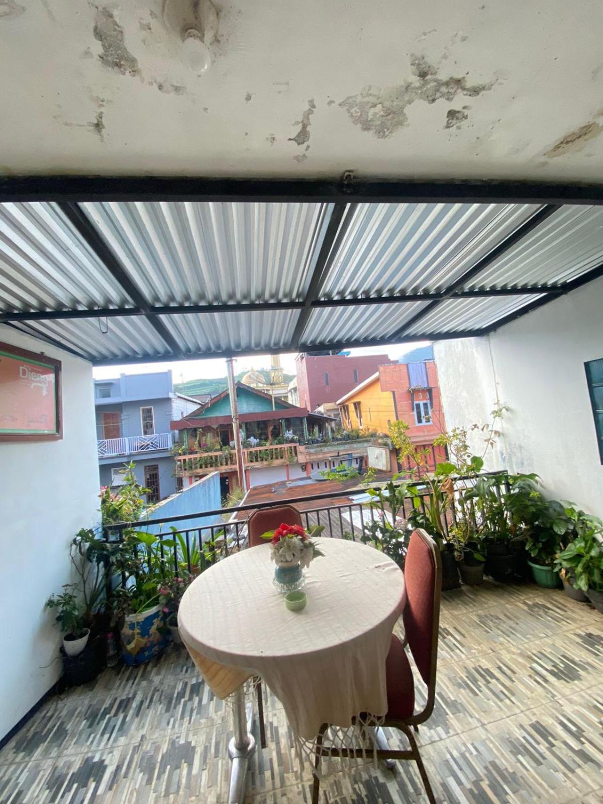 One-Bedroom House photo 2