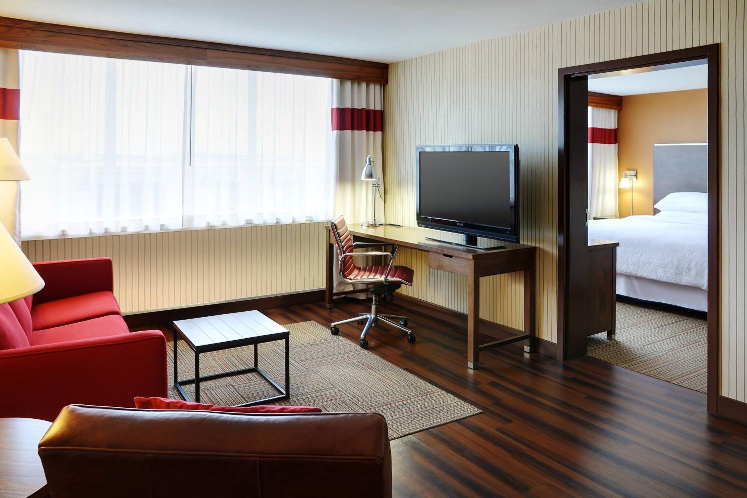 One Bedroom Suite  - Photo 2