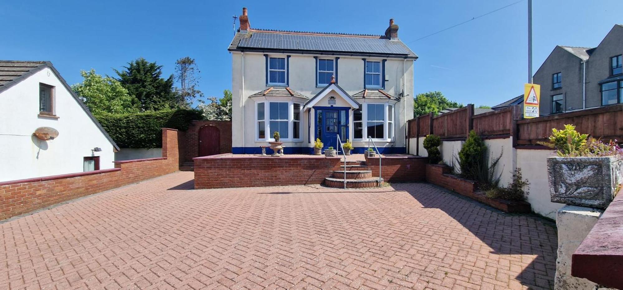 One-Bedroom House photo 2