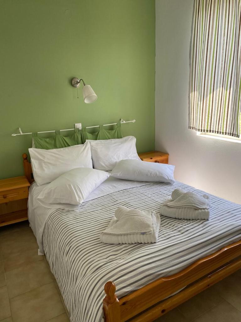 Basic Triple Room photo 1