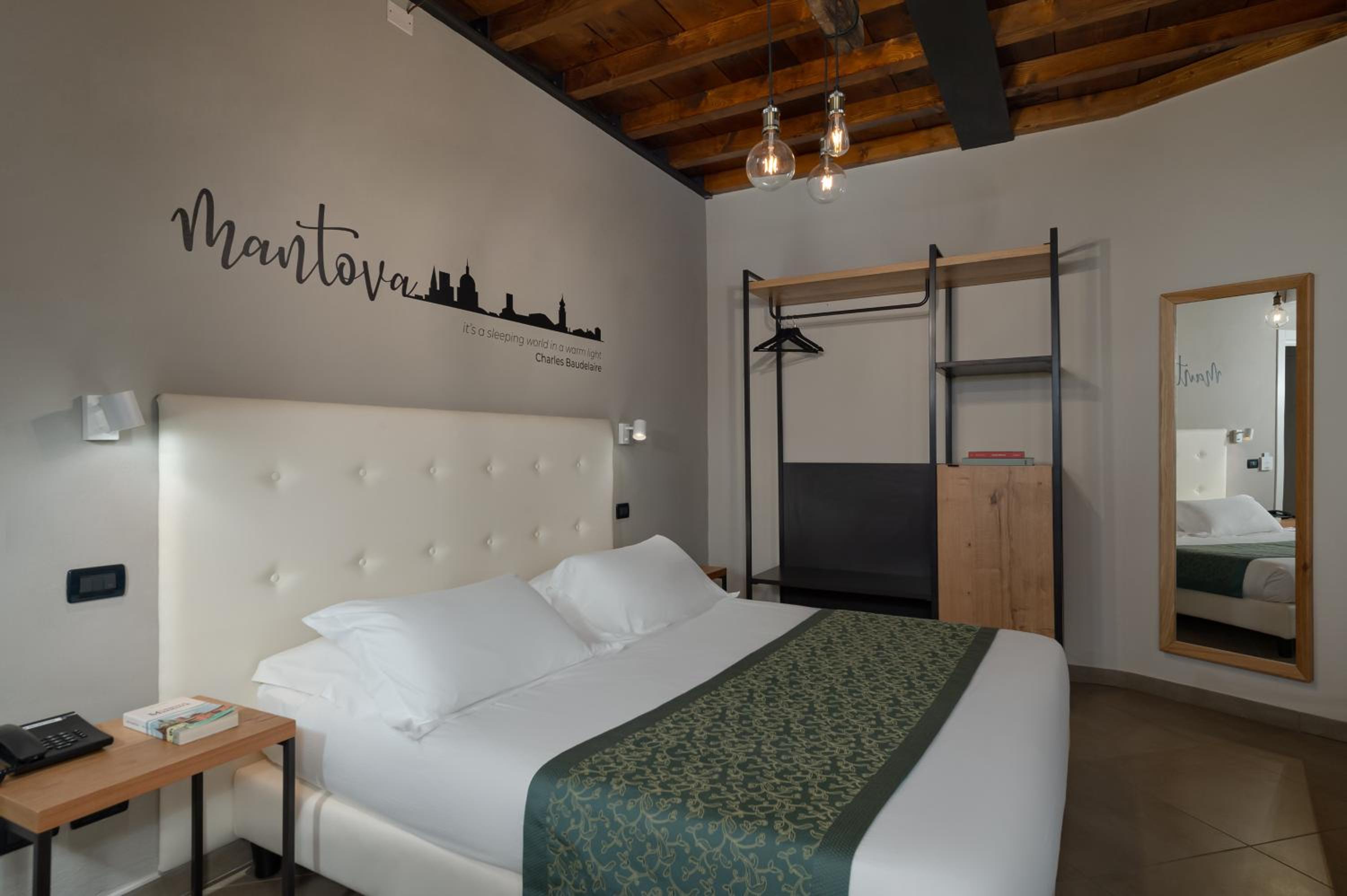 Superior Triple Room photo 2