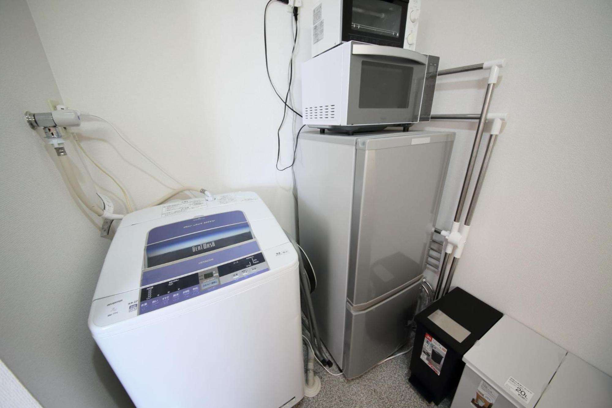 One-Bedroom Apartment - Photo 12