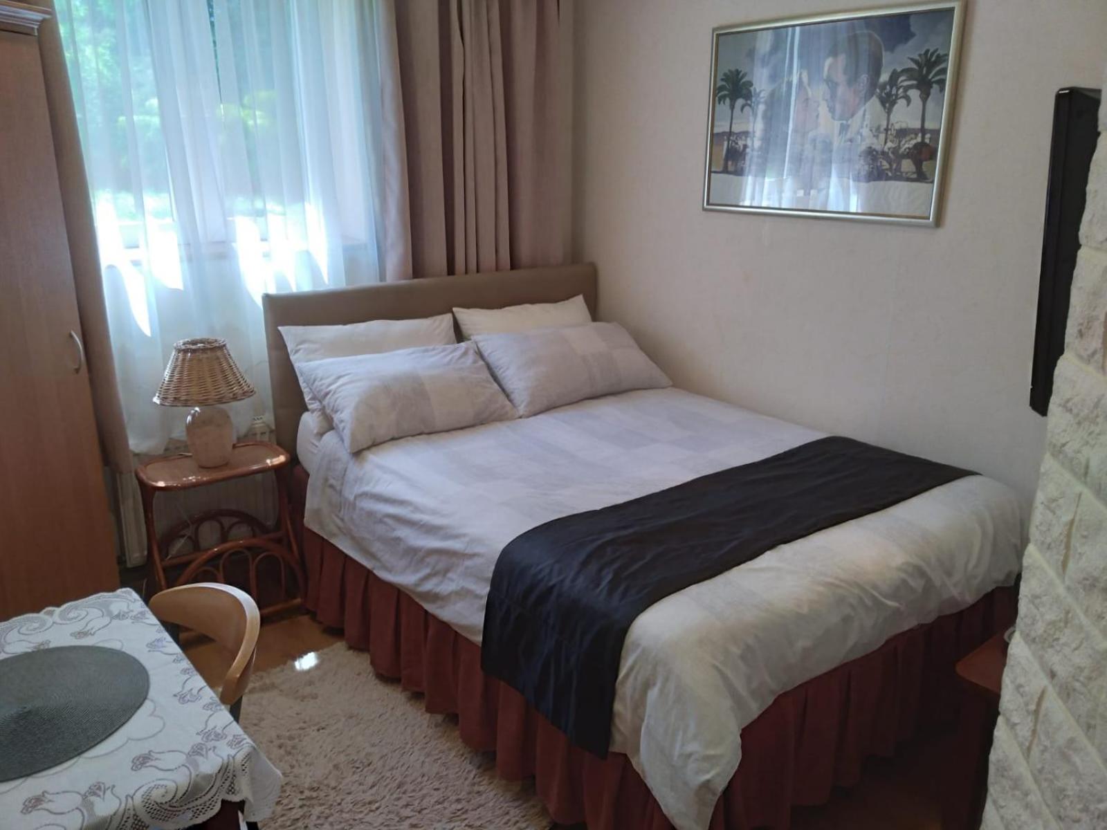 Budget Double Room photo 1