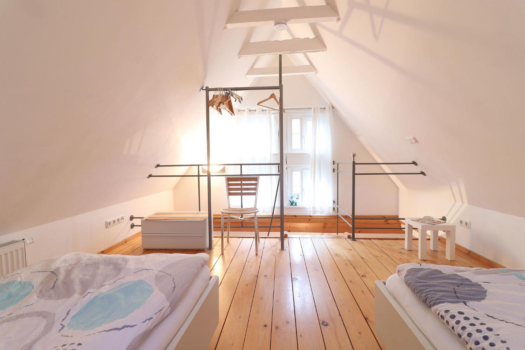 One-Bedroom House photo 1